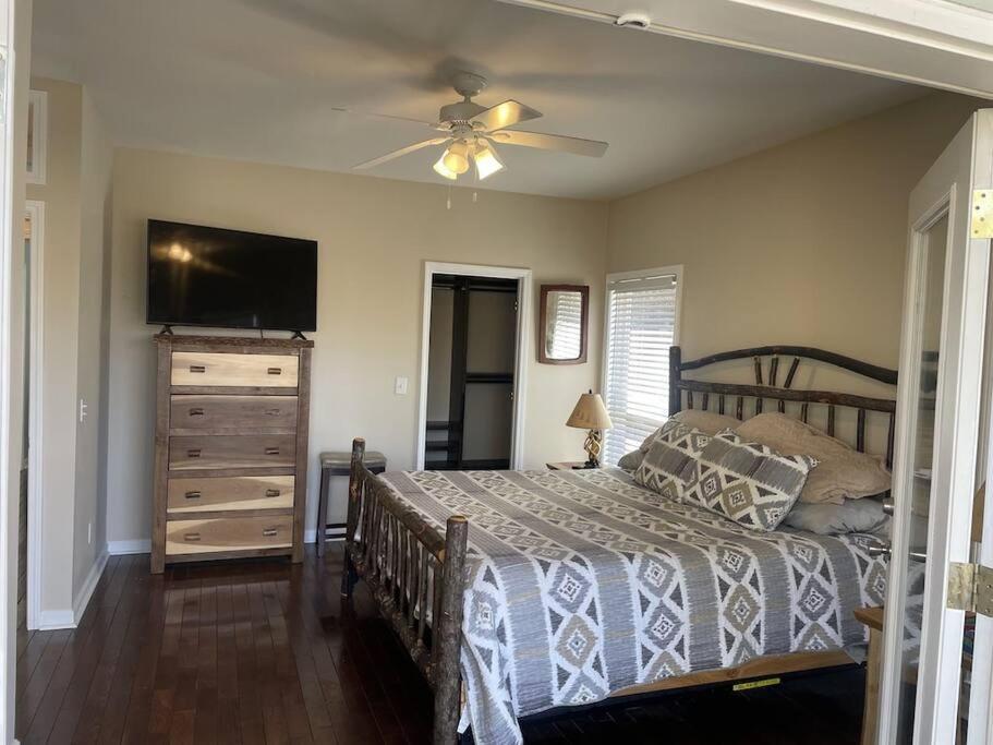 Four-Bedroom House photo 1