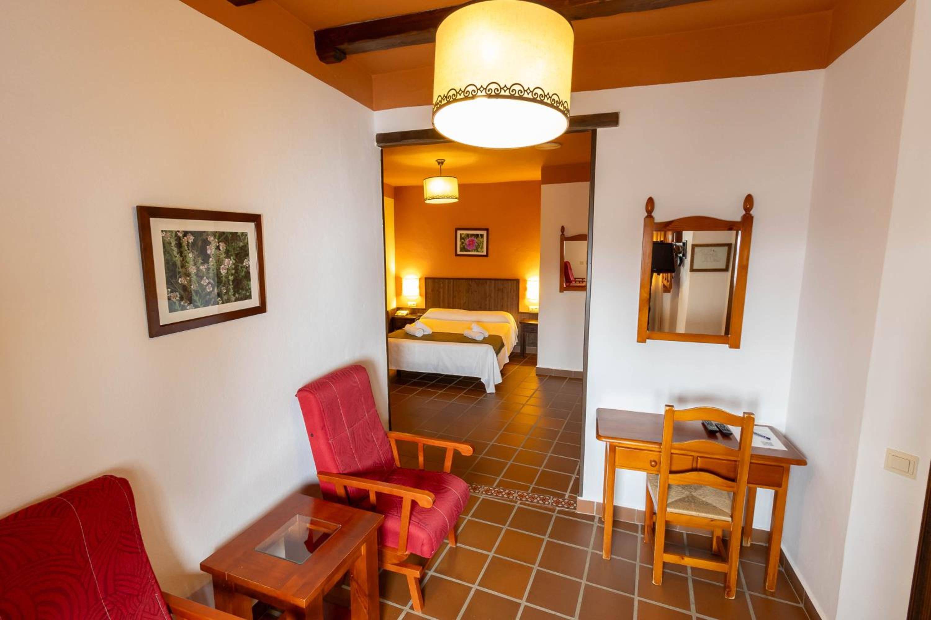 Double Room - Photo 1