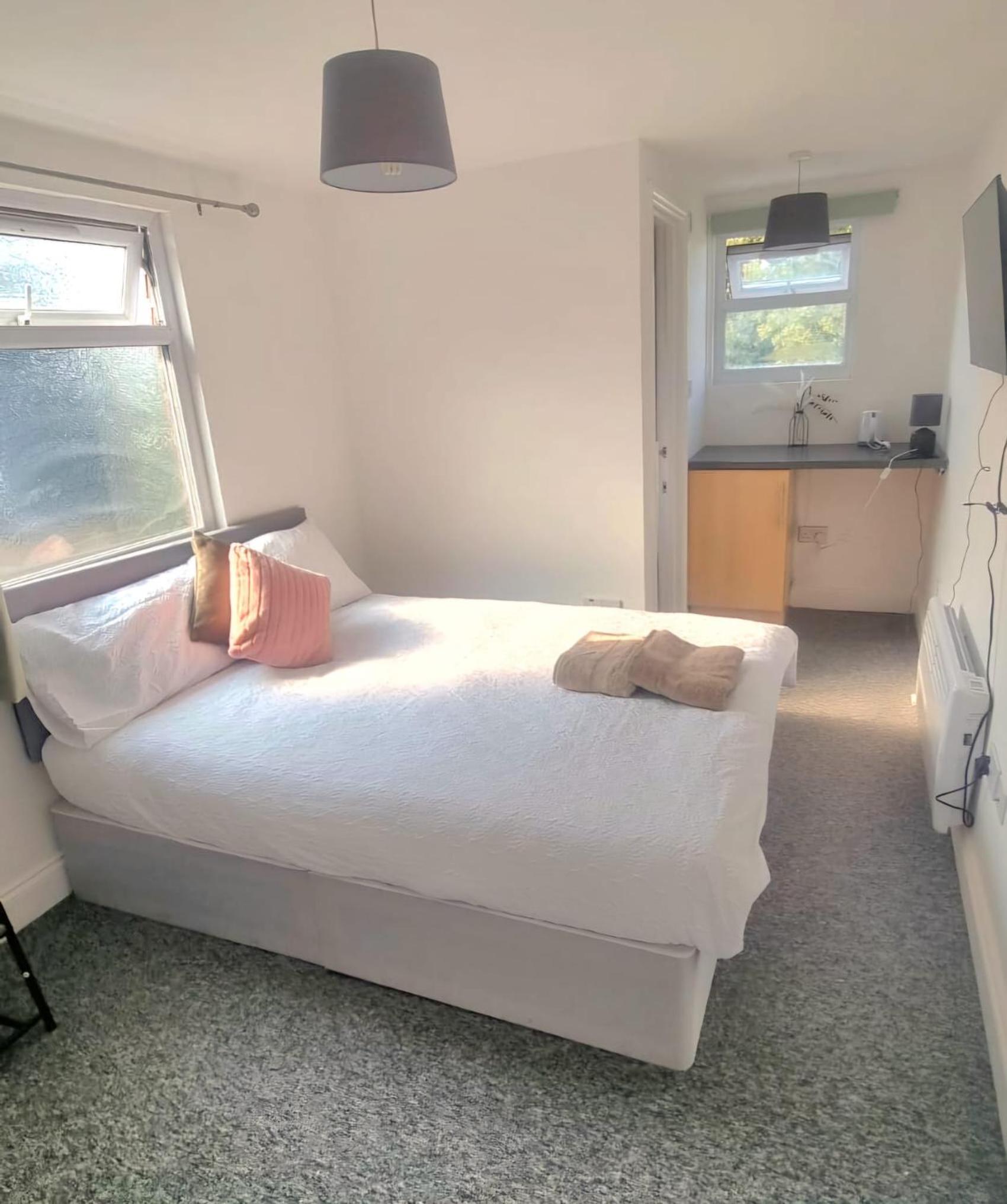 Double Room with Private Bathroom photo 1