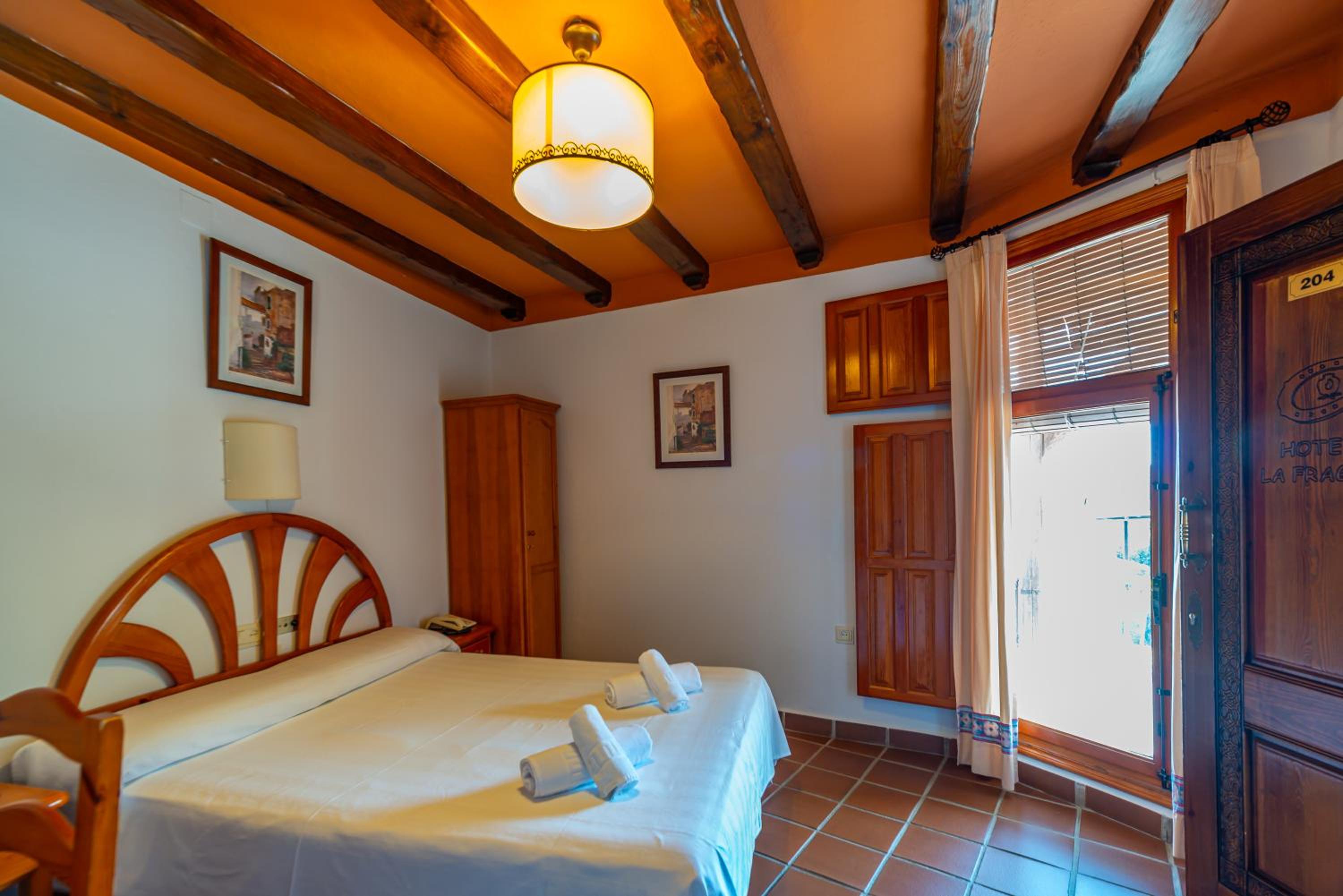 Double Room with Mountain View - Photo 1