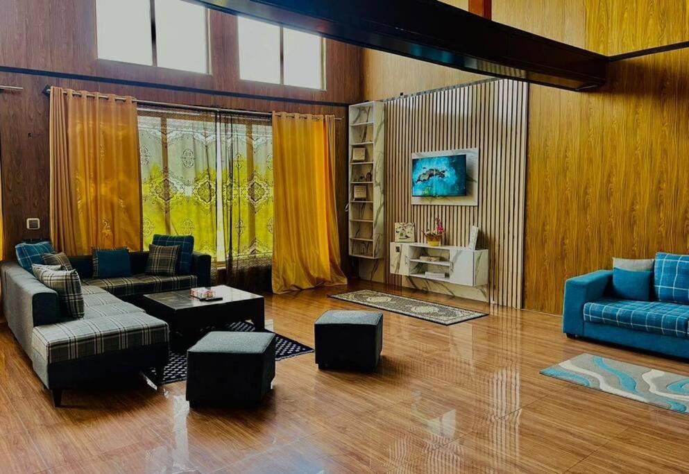 One-Bedroom House photo 1