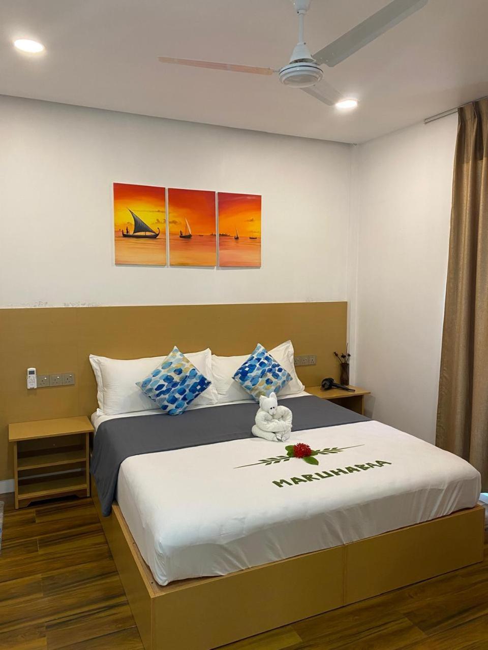 Deluxe Double or Twin Room with Balcony photo 2