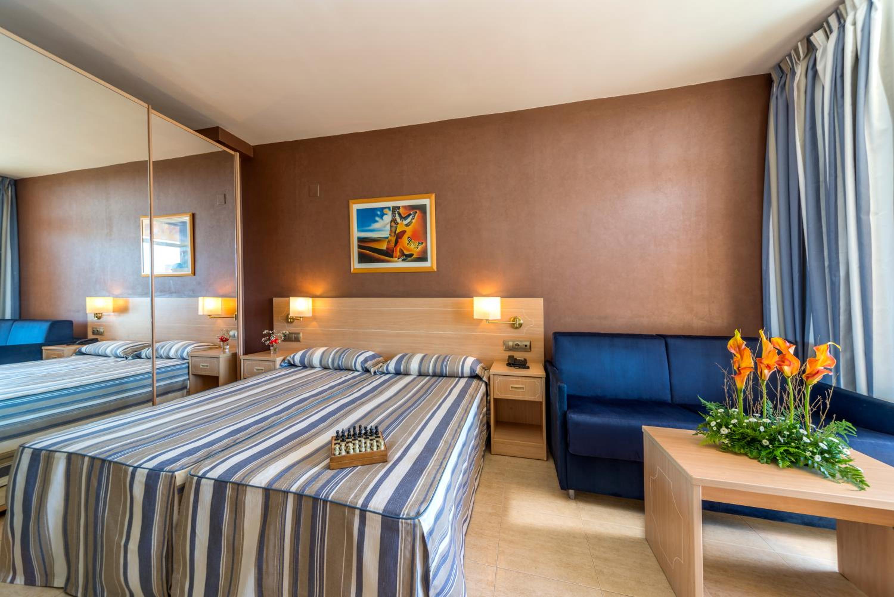 Standard Double Room (2 Adults) - Photo 4