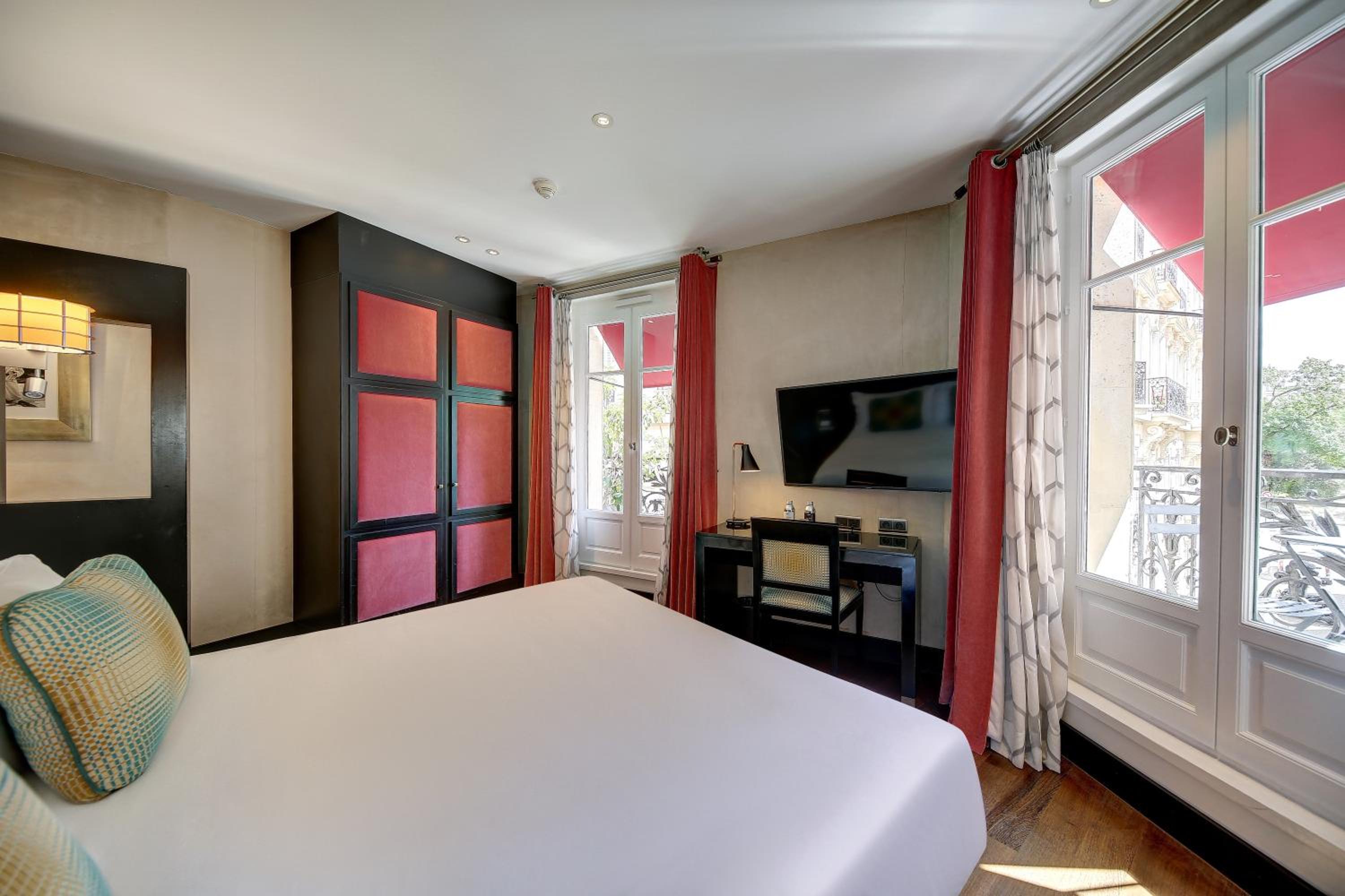 Deluxe Double Room photo 2