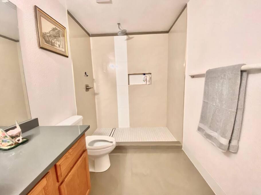 Four-Bedroom House photo 3