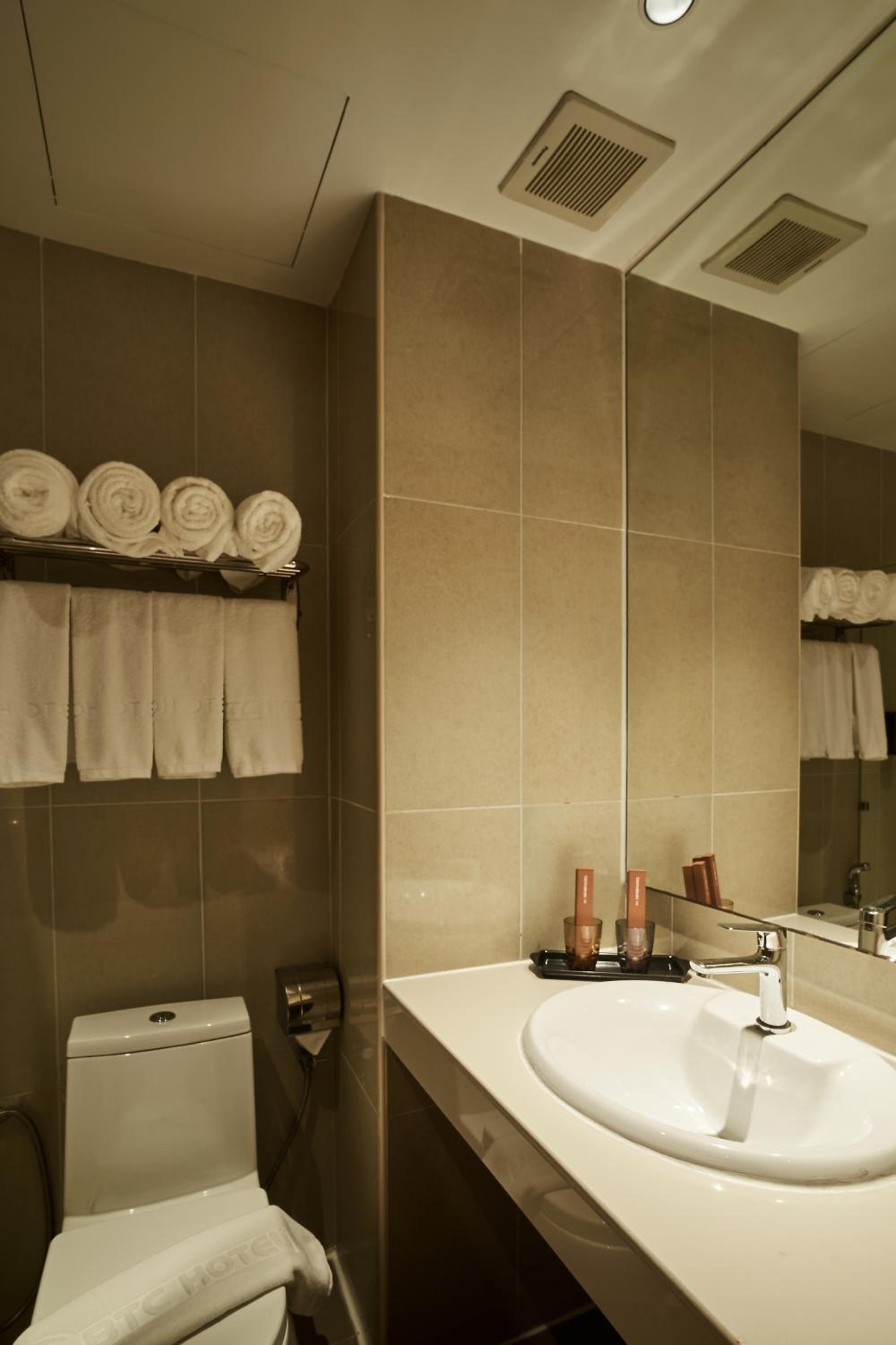 Deluxe Triple Room - Photo 7