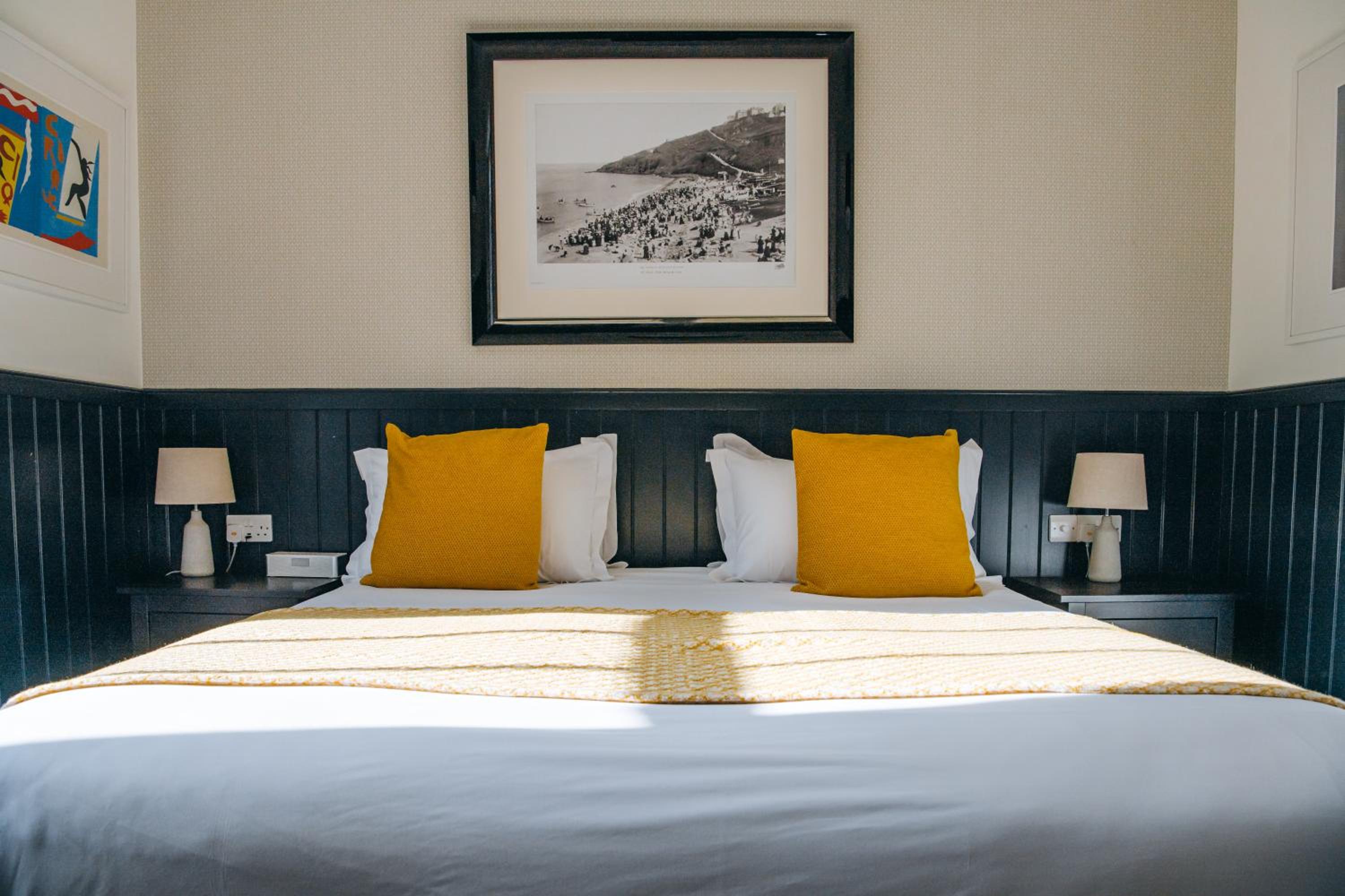 Deluxe Double or Twin Room with Garden View