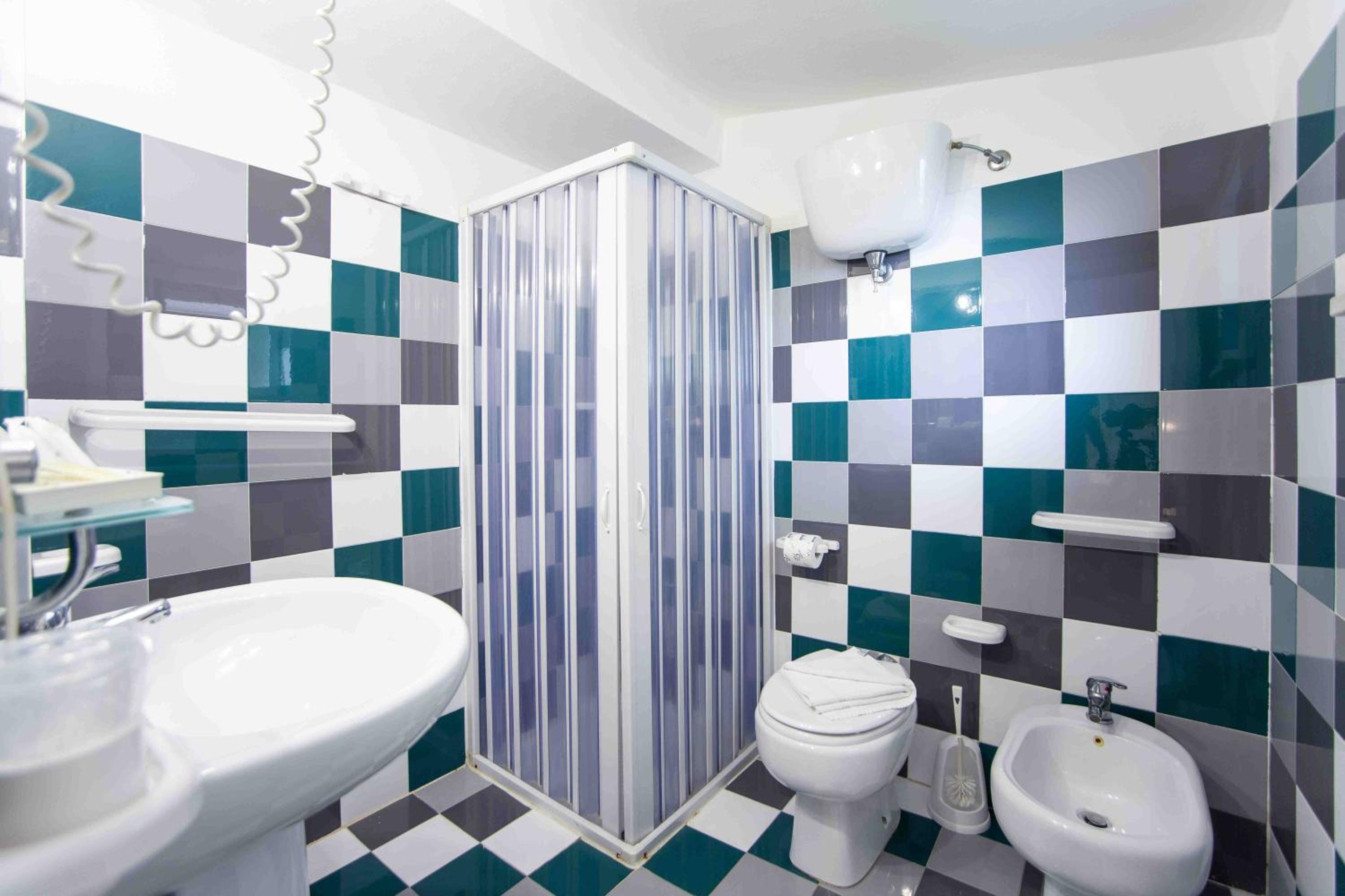 Standard Triple Room photo 2