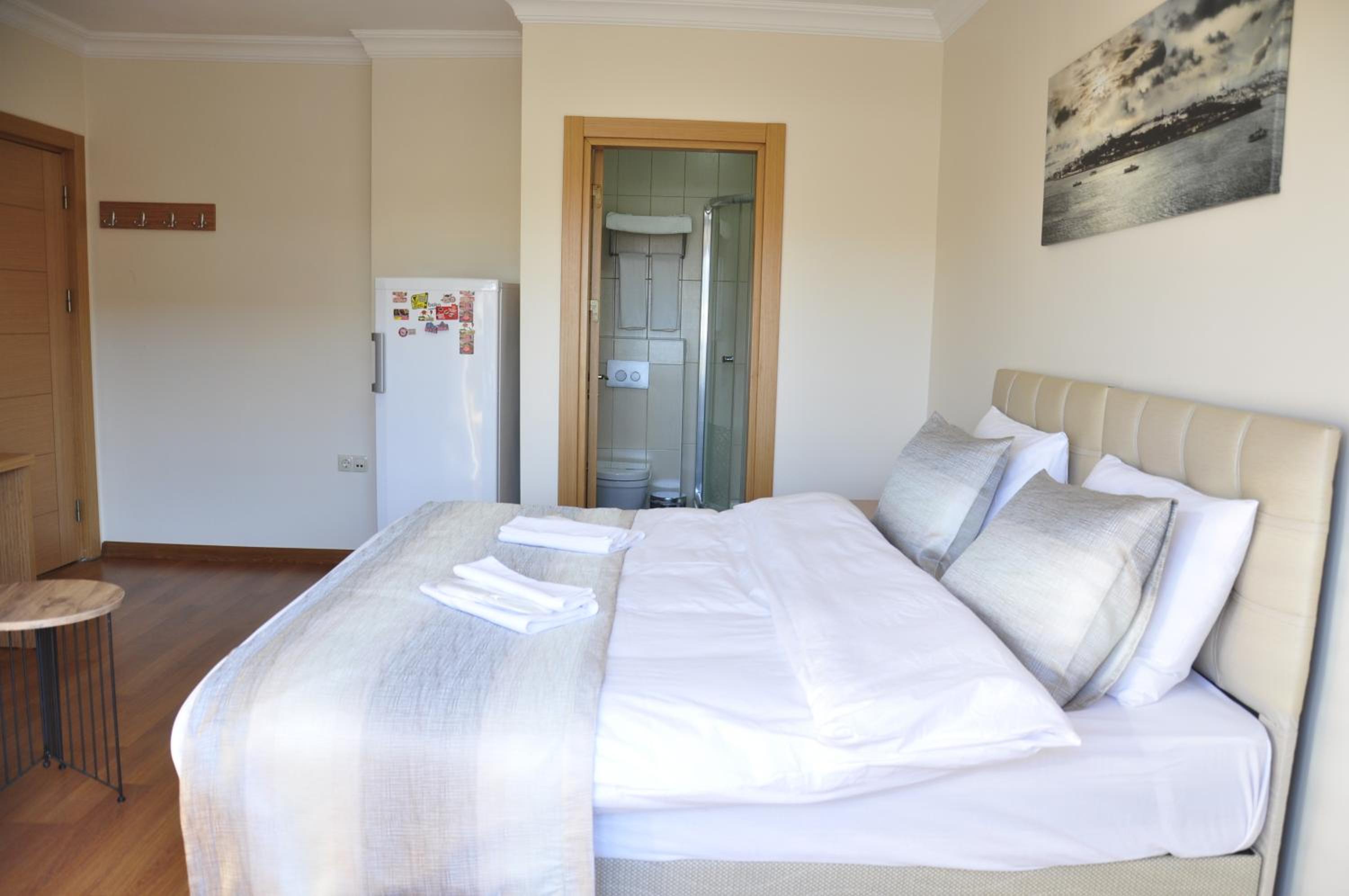 Double Room with Balcony photo 2
