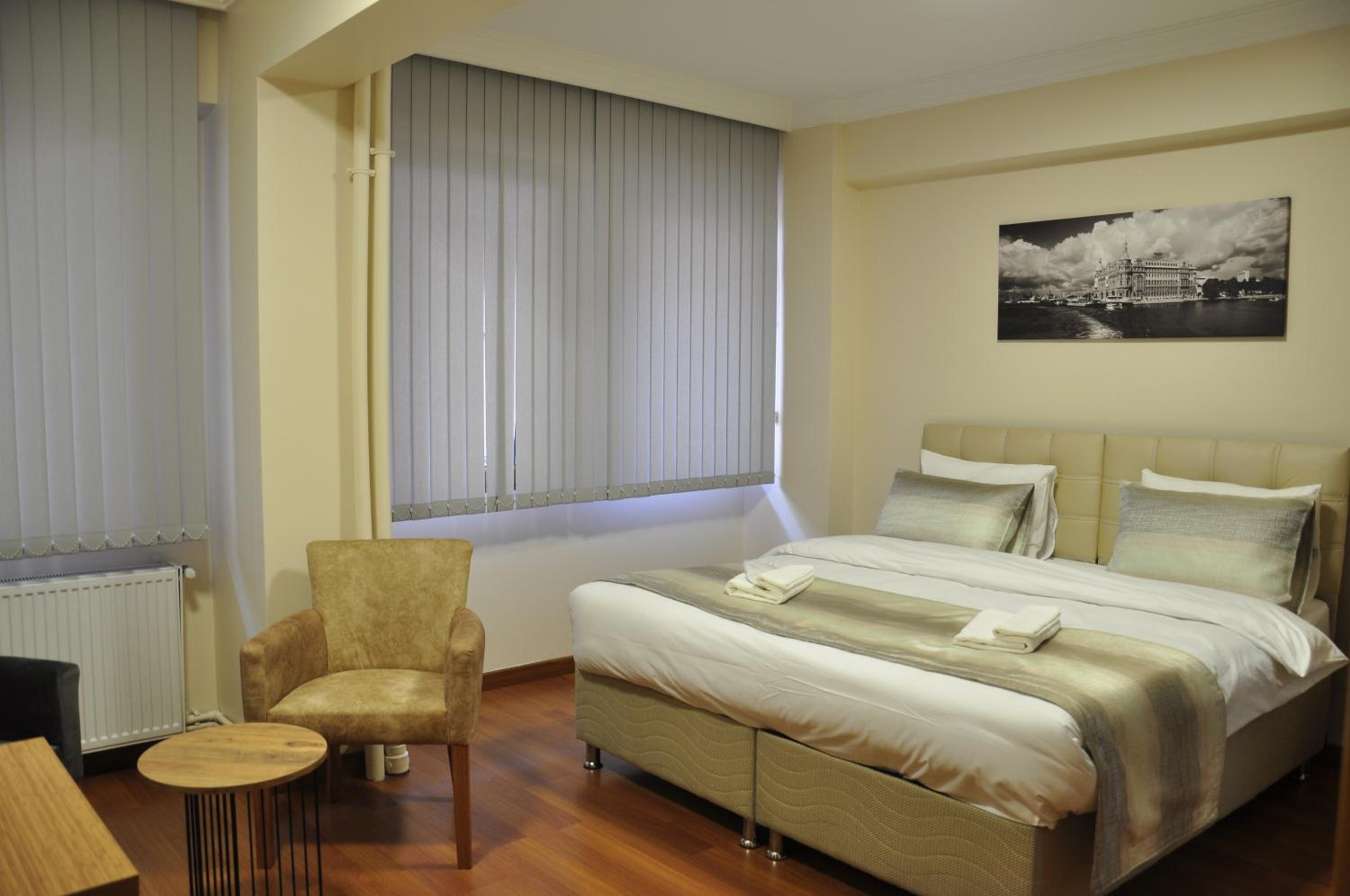 Standard Triple Room photo 2