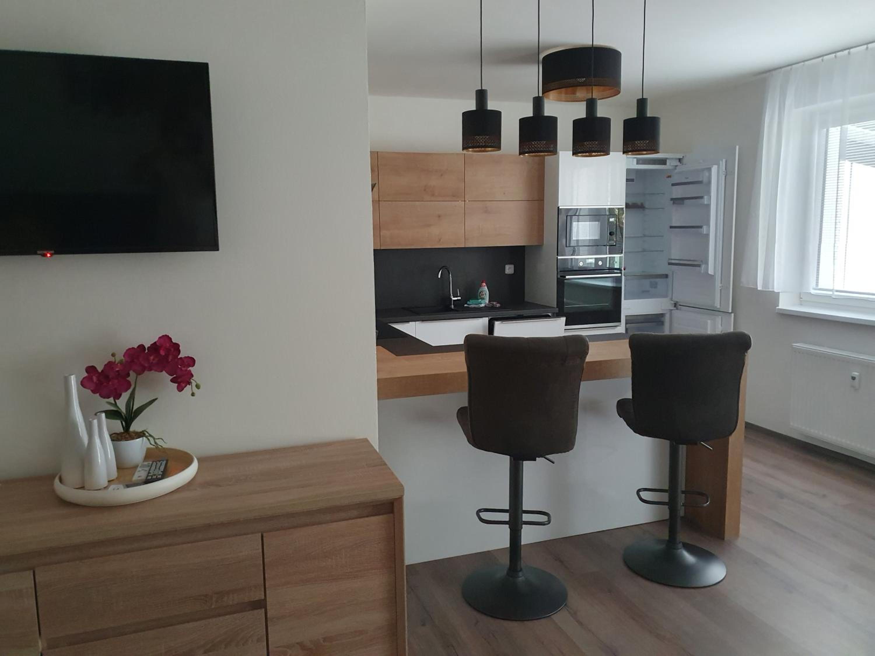 Two-Bedroom Apartment - Photo 31