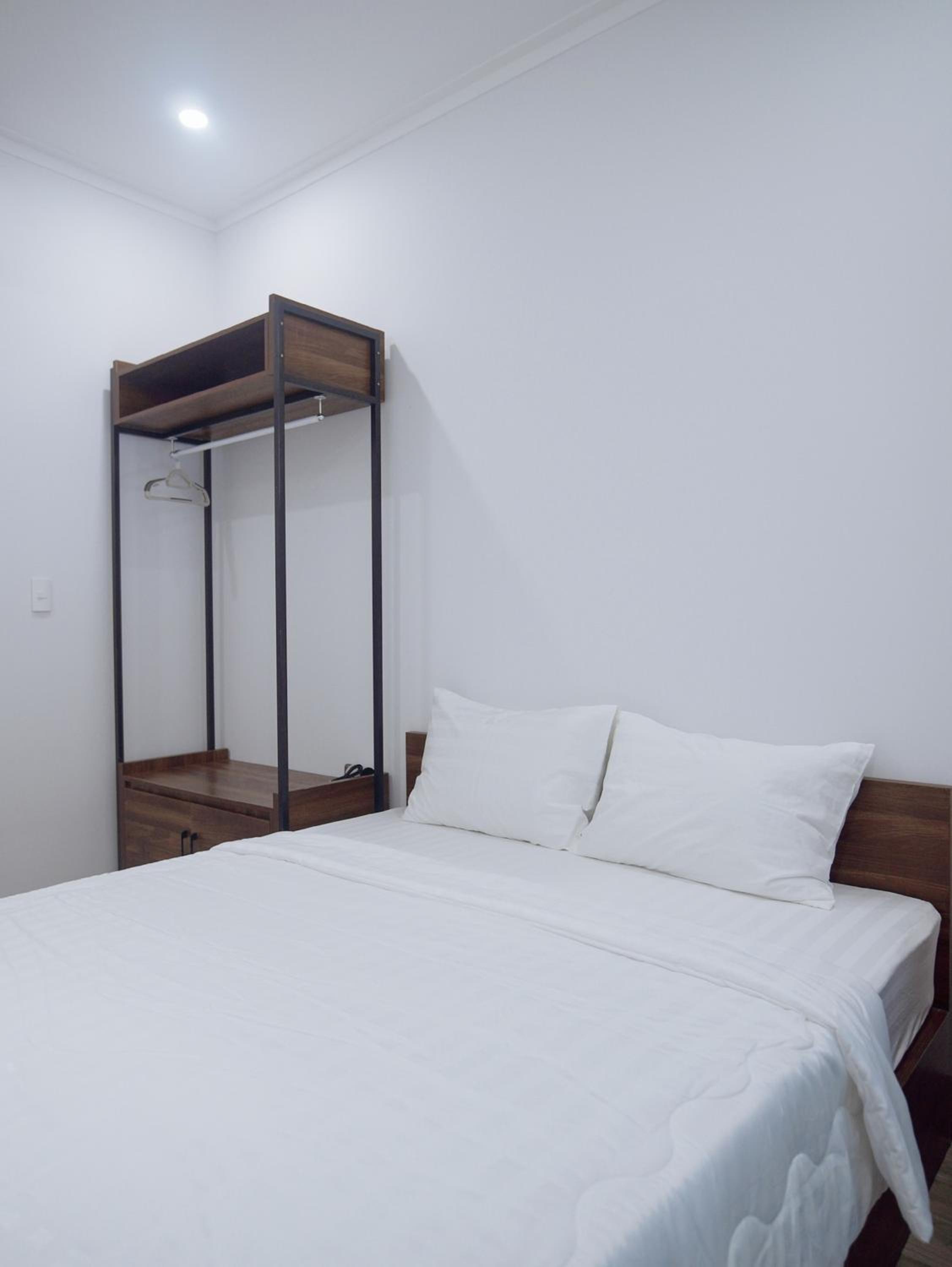 Standard Double Room - Photo 4