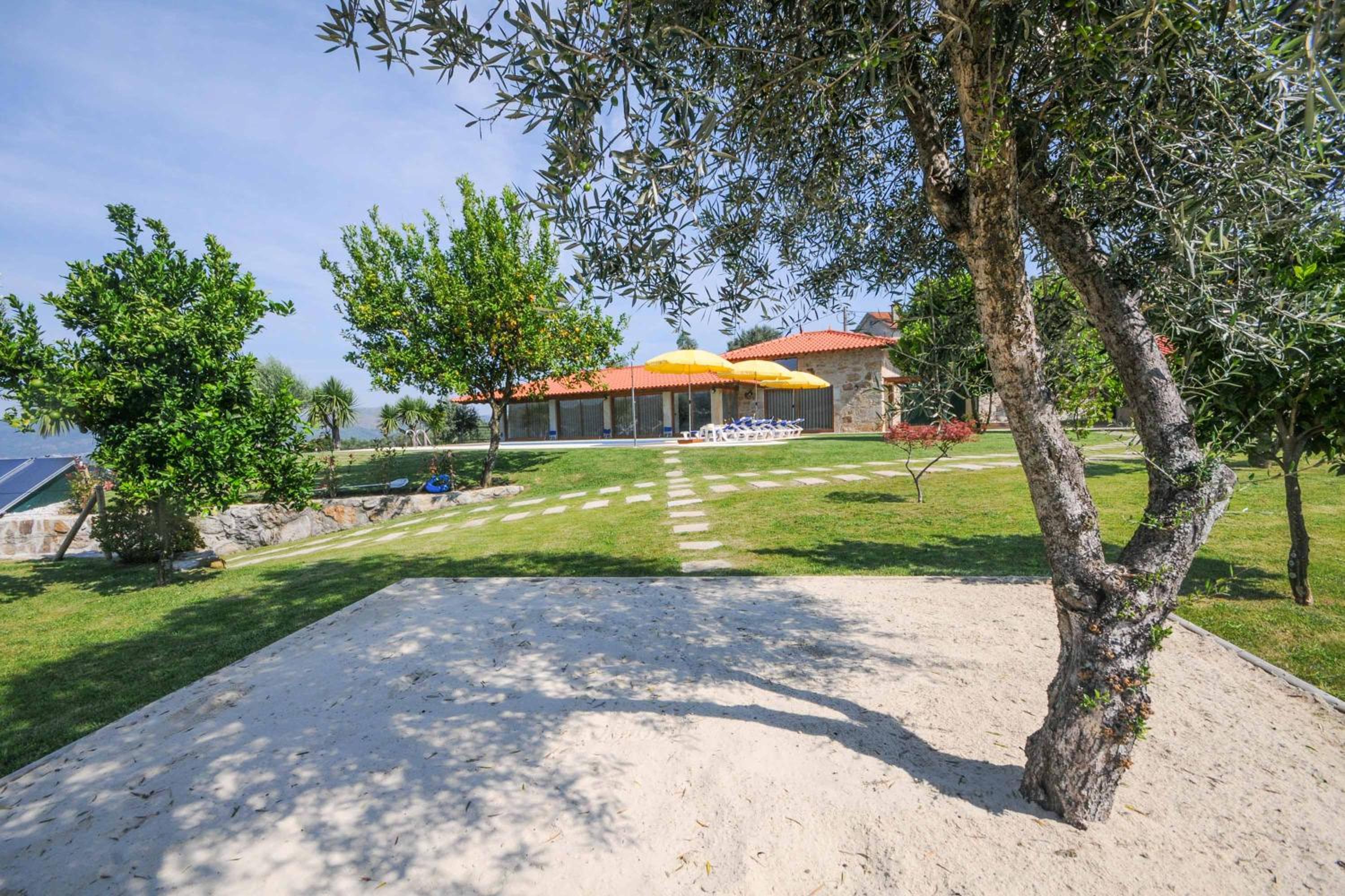 Three-Bedroom Villa photo 2