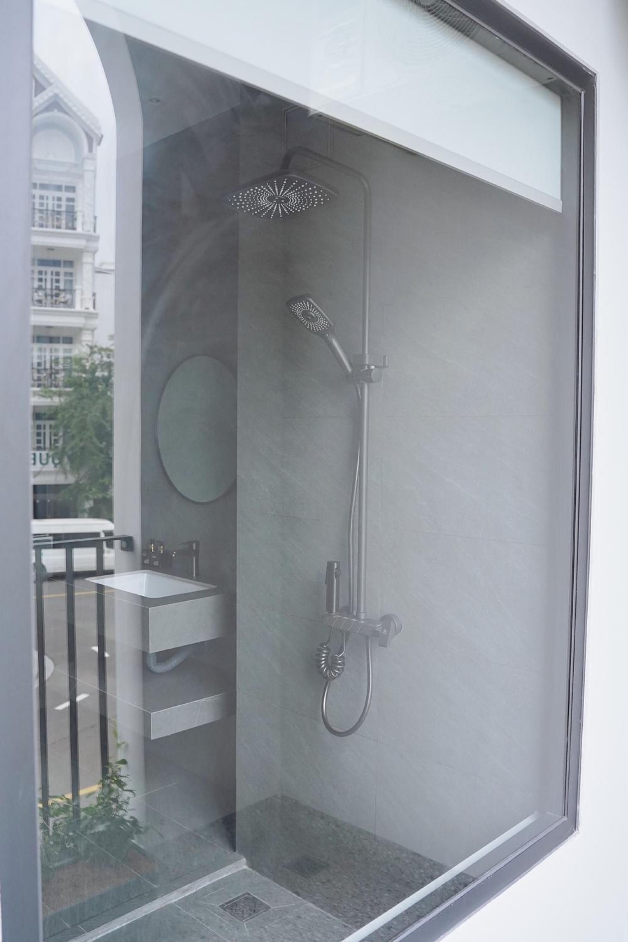 Deluxe Double Room with Bath - Photo 27