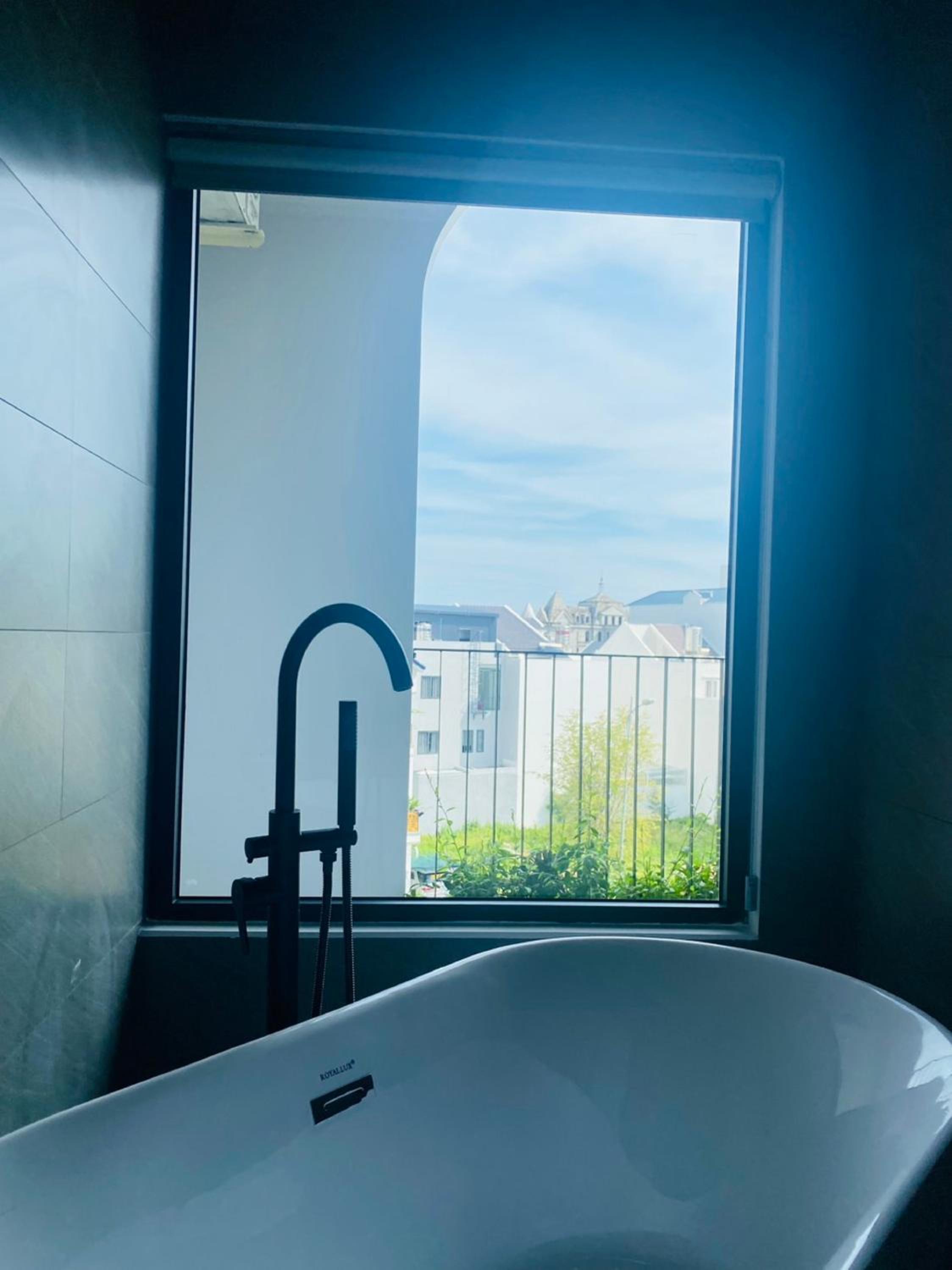 Deluxe Double Room with Bath - Photo 31