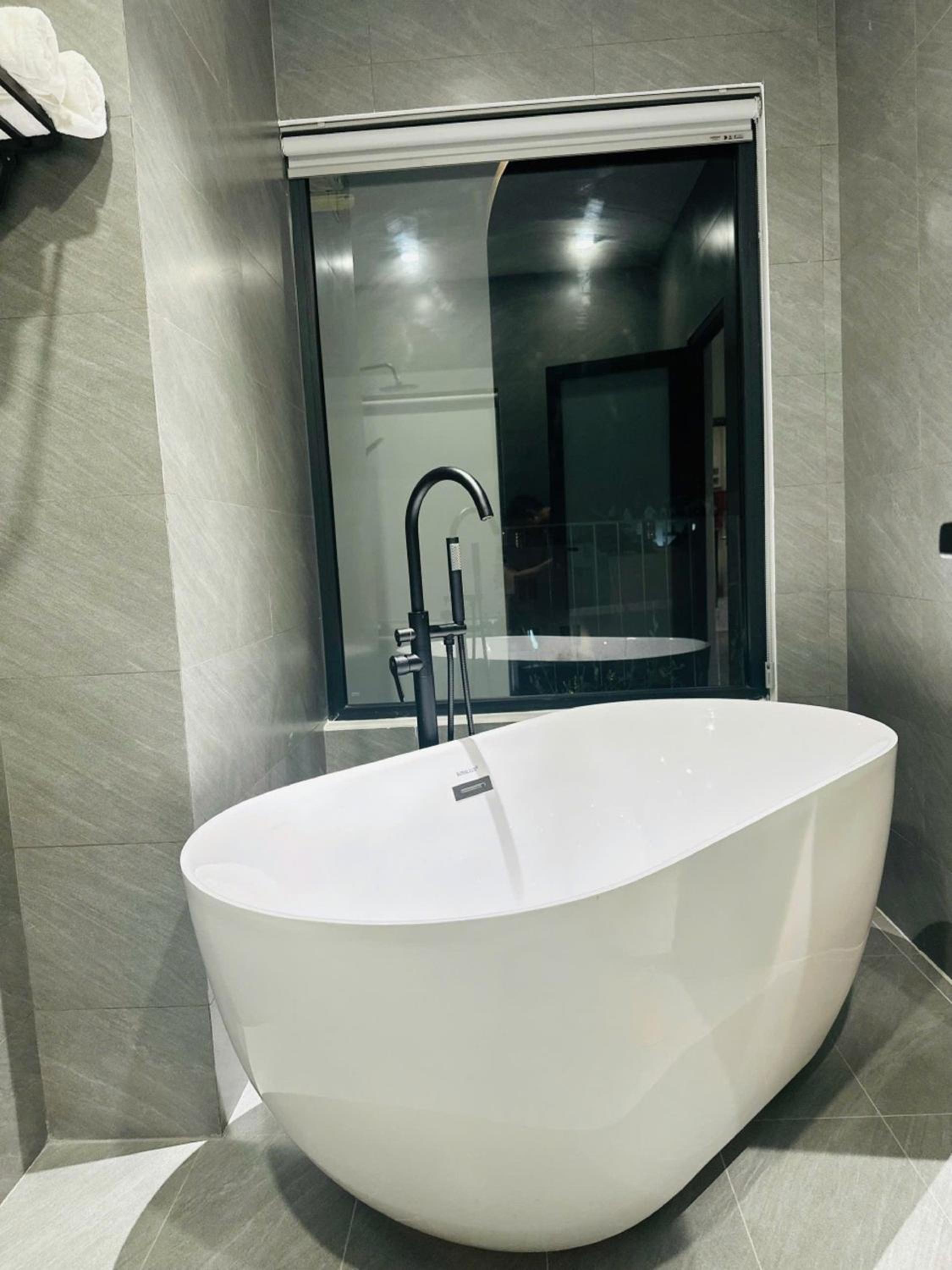 Deluxe Double Room with Bath - Photo 30