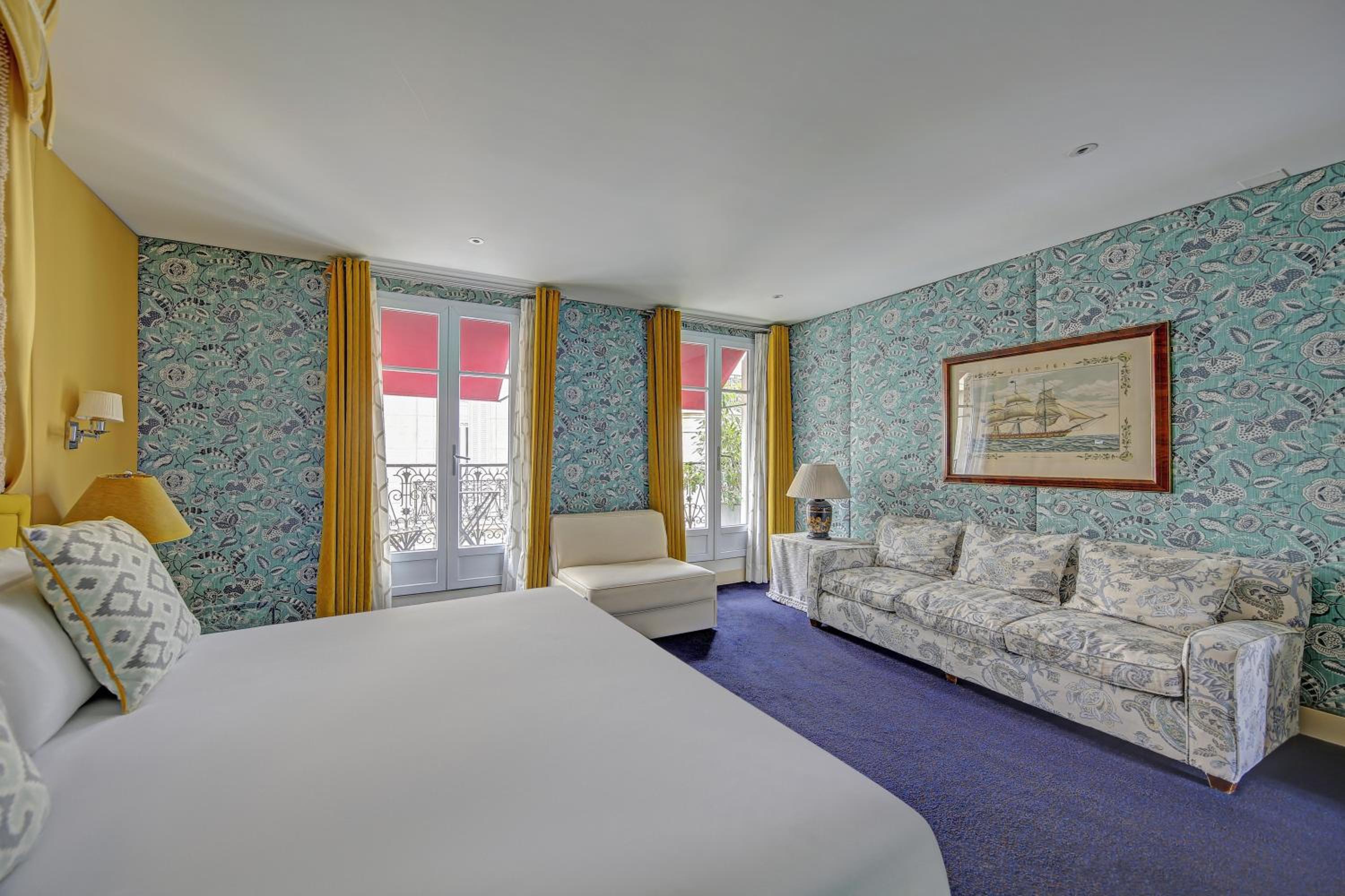 Junior Suite with Balcony photo 3