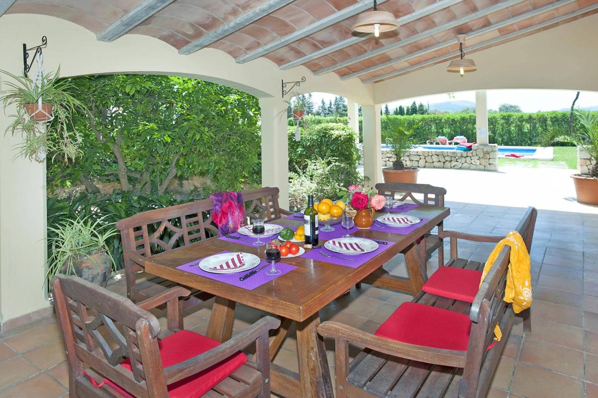 Villa photo 2