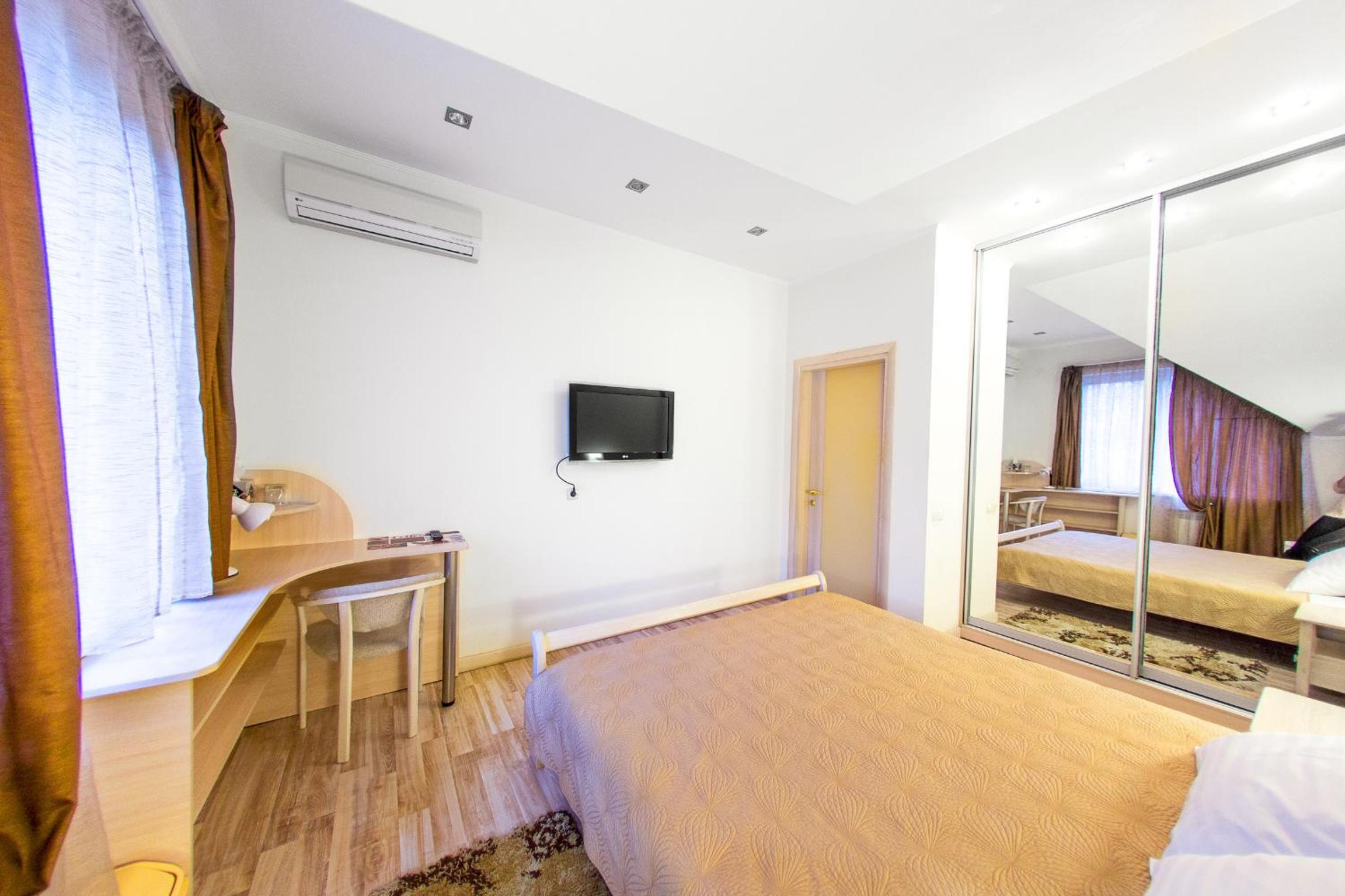 Family Room with 3 Bedrooms