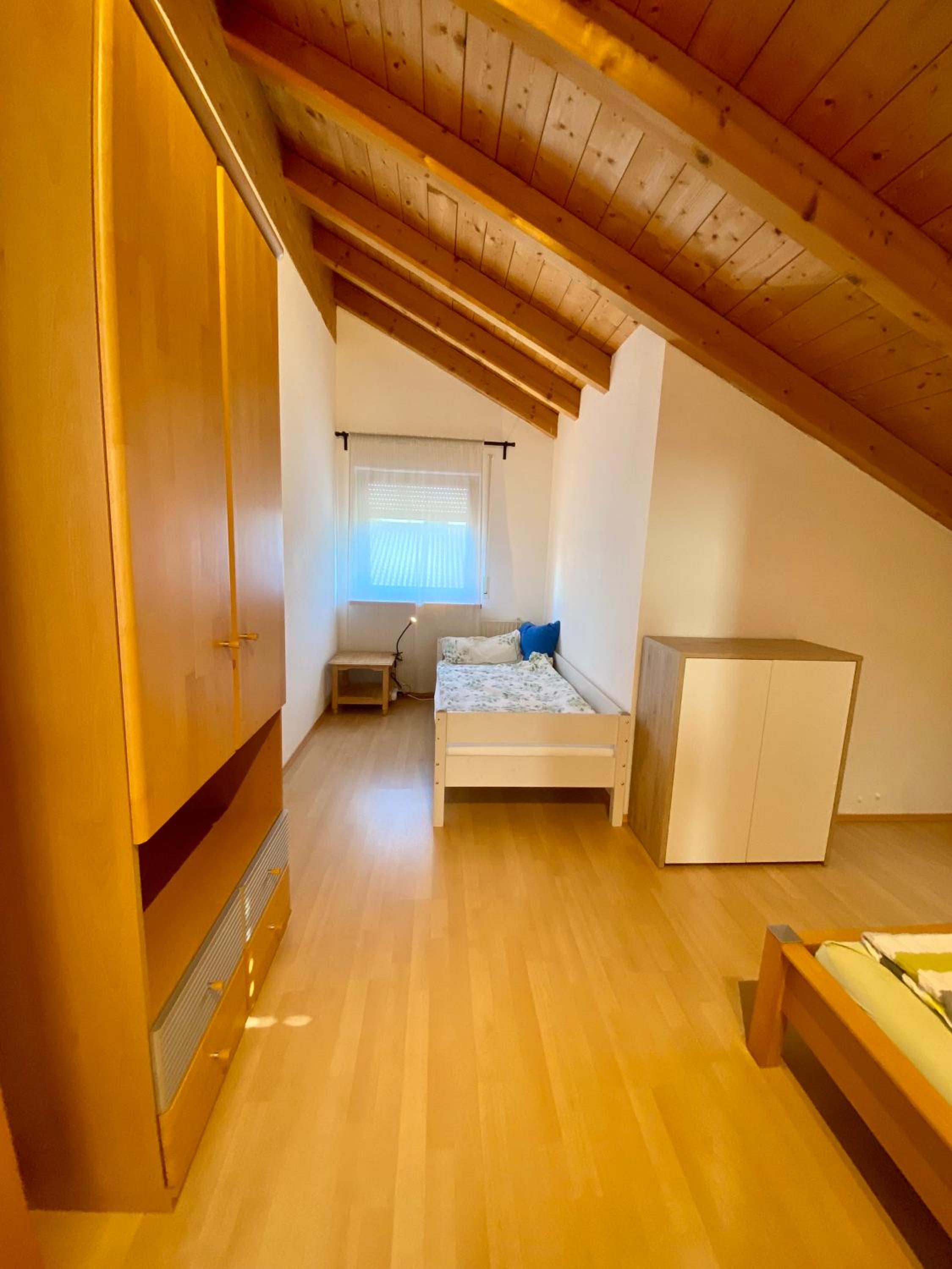 Double Room with Shared Bathroom photo 2