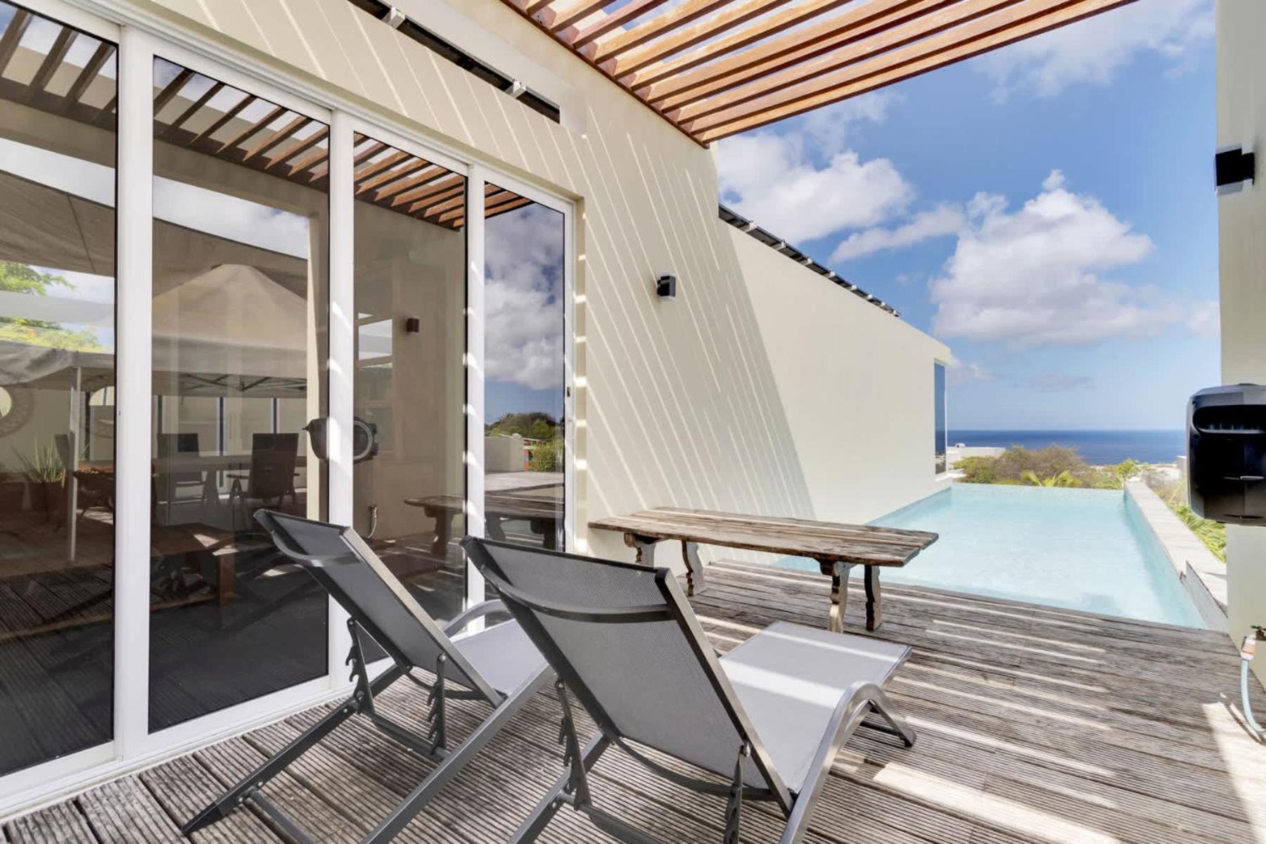 Villa photo 3