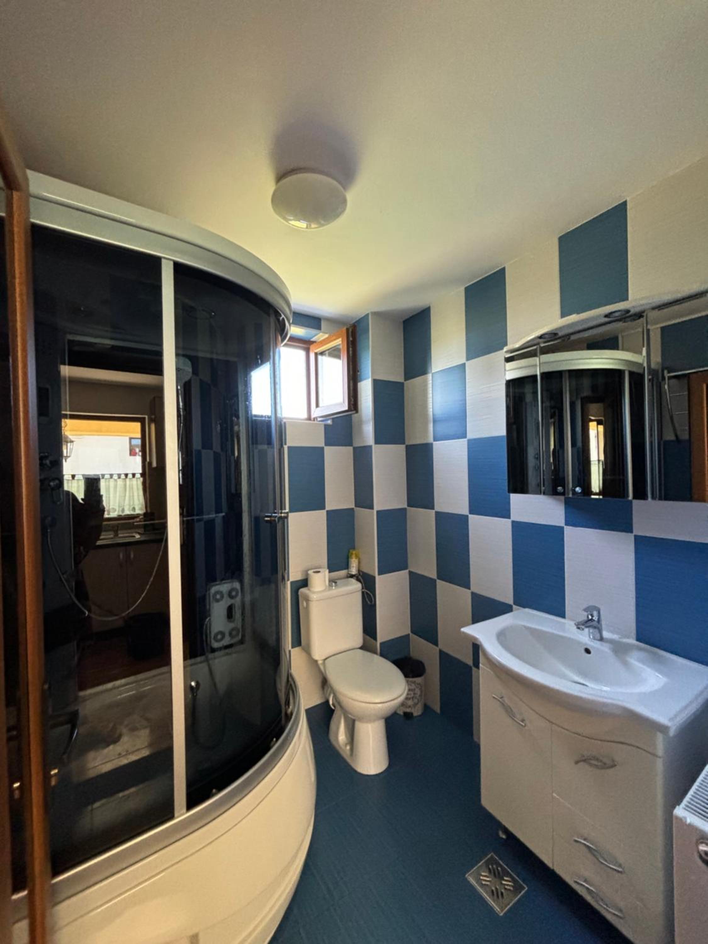 Three-Bedroom House photo 2