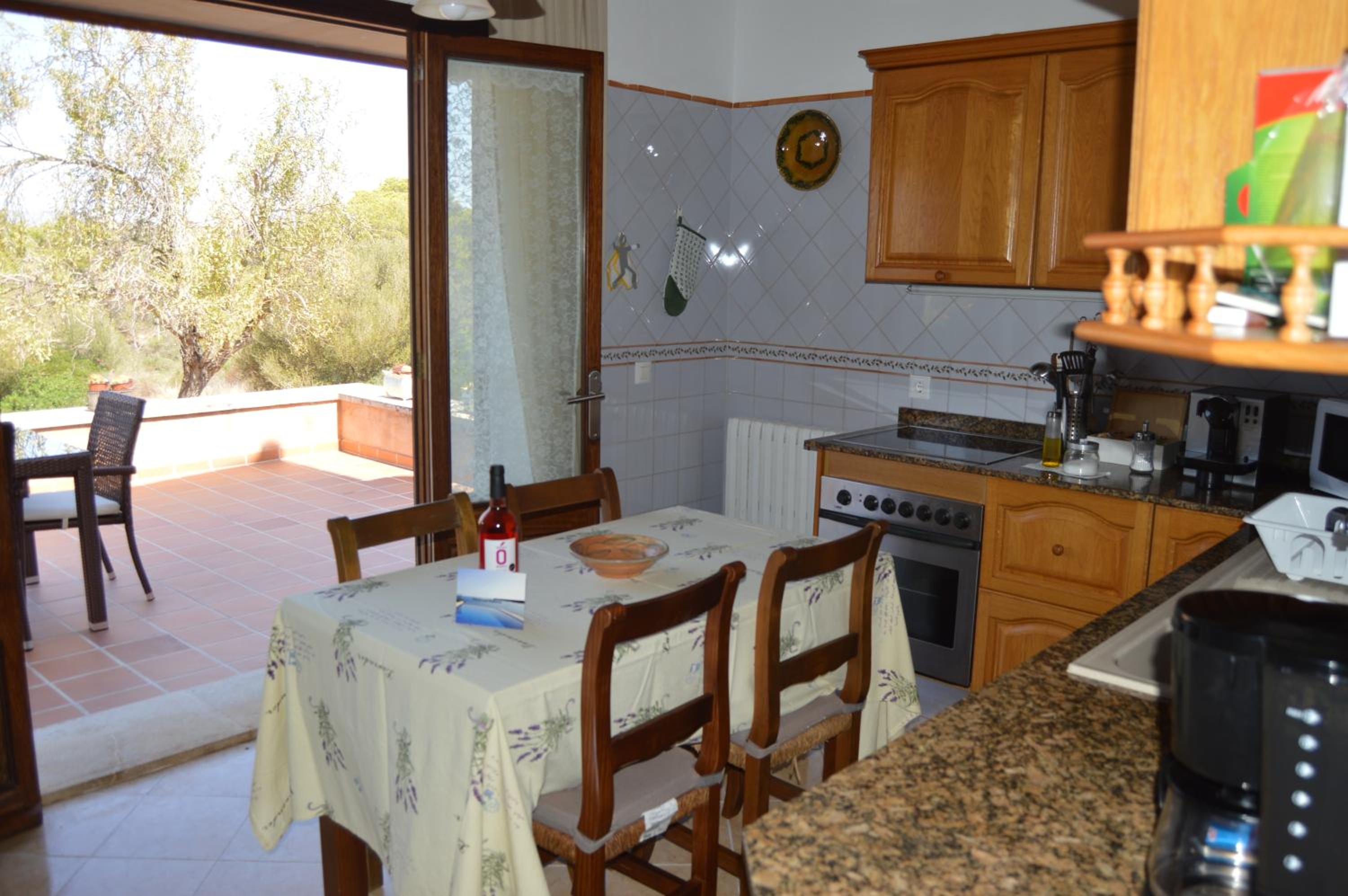 Three-Bedroom House photo 3