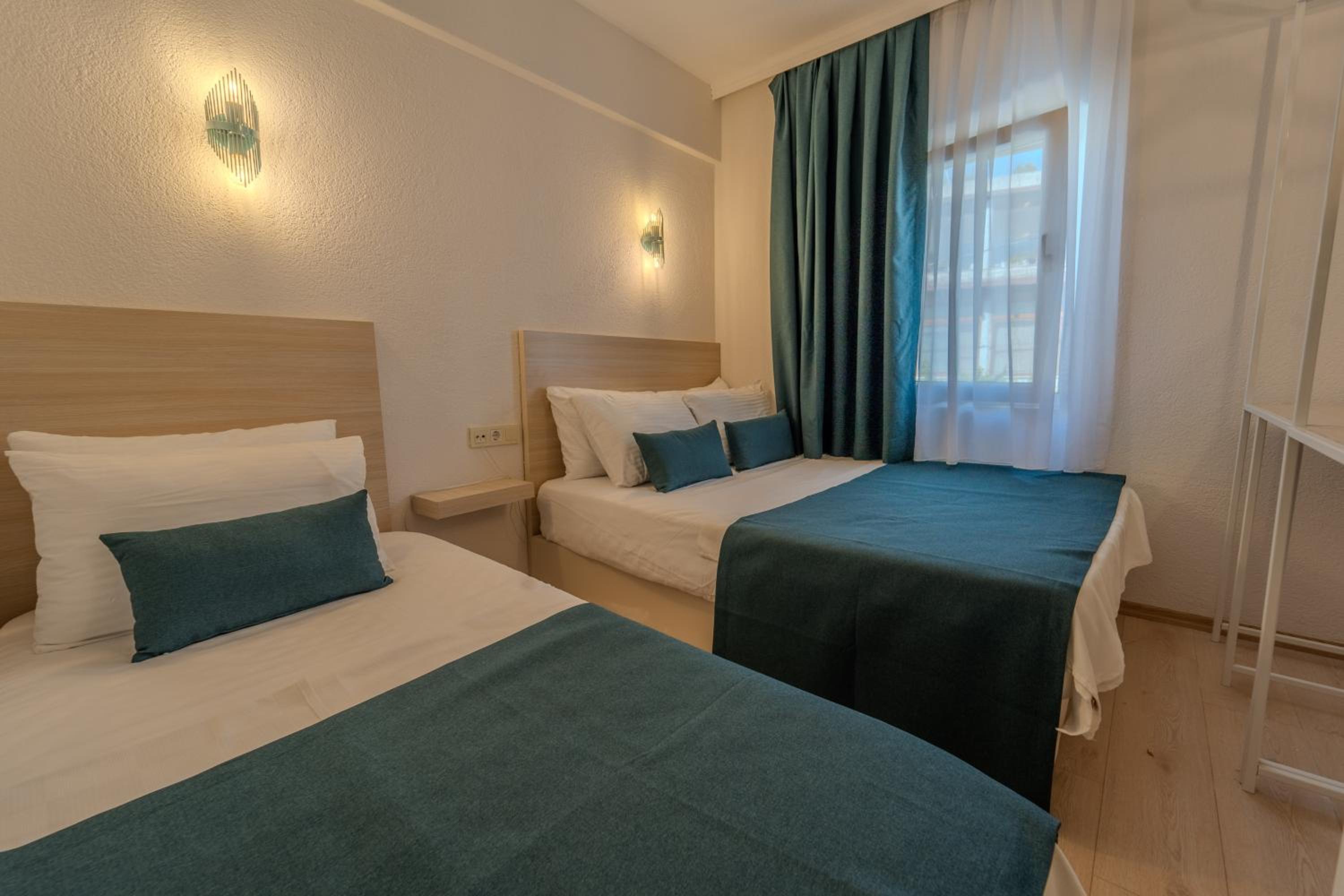 Triple Room with City View photo 1