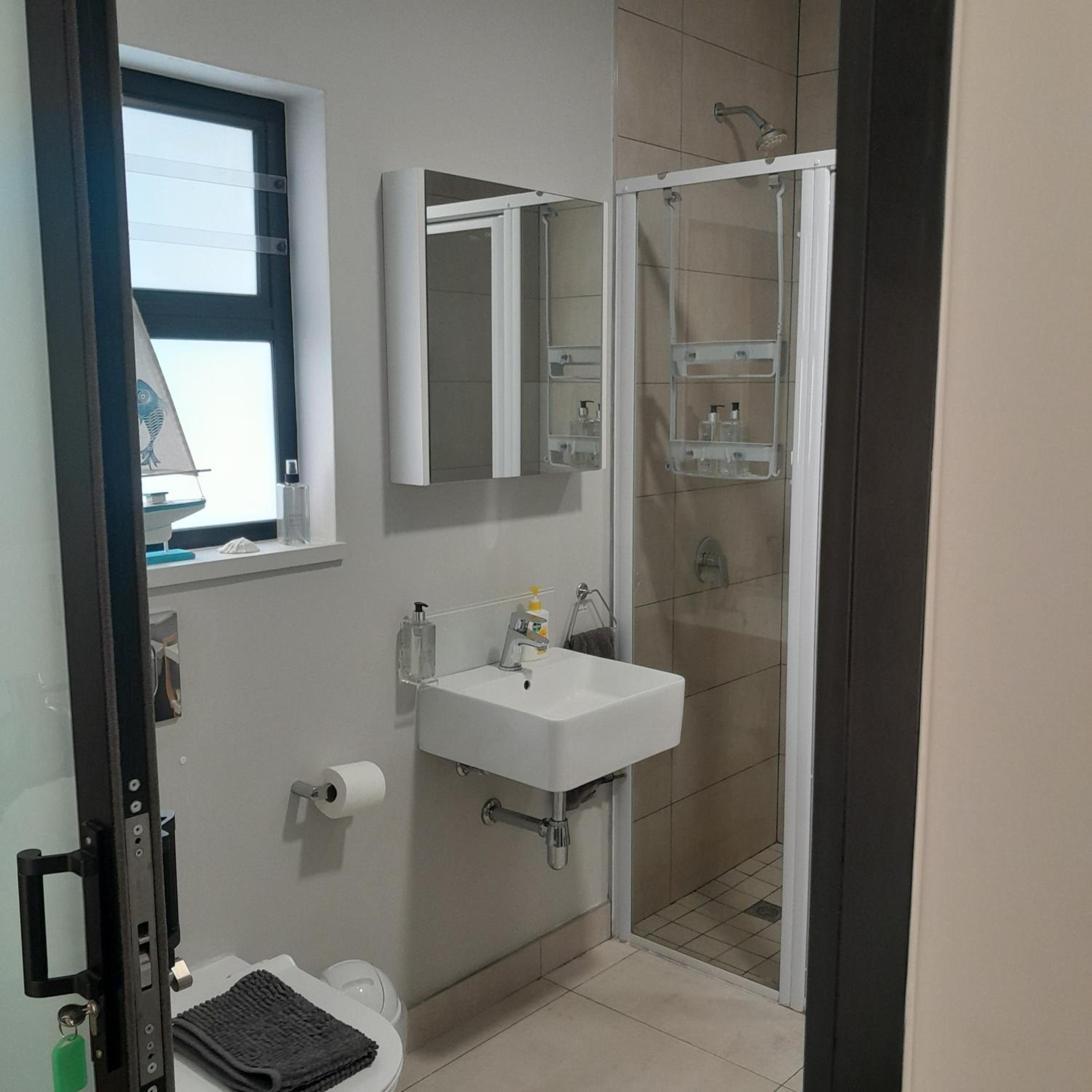 Apartment - Ground Floor photo 2