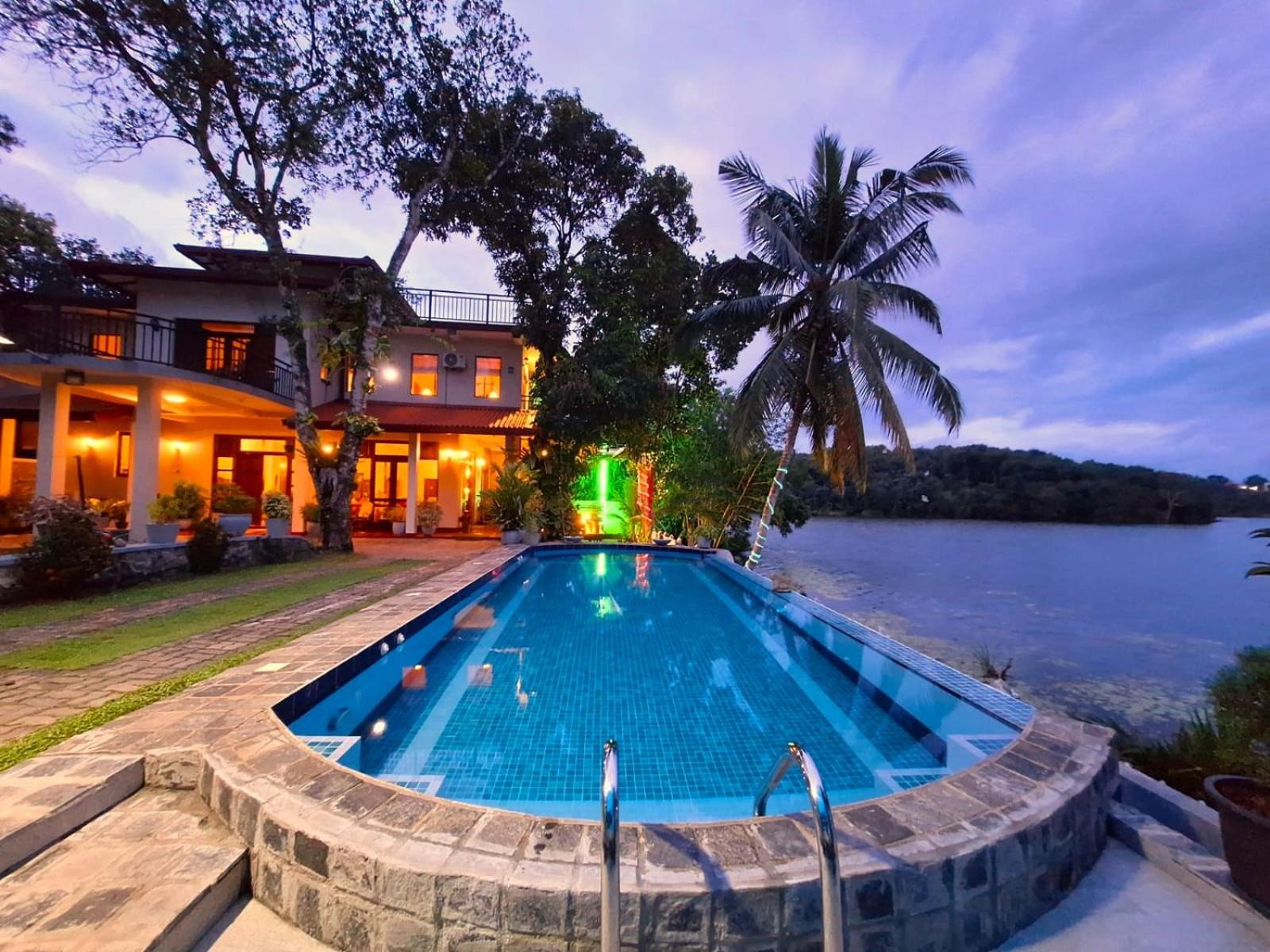 Villa photo 1