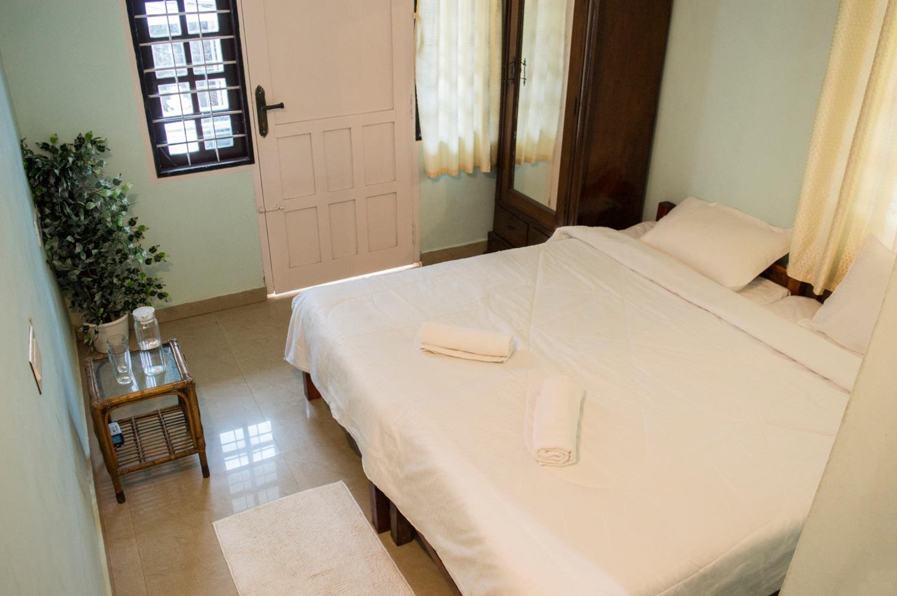Double Room with Balcony (2 Adults + 1 Child)