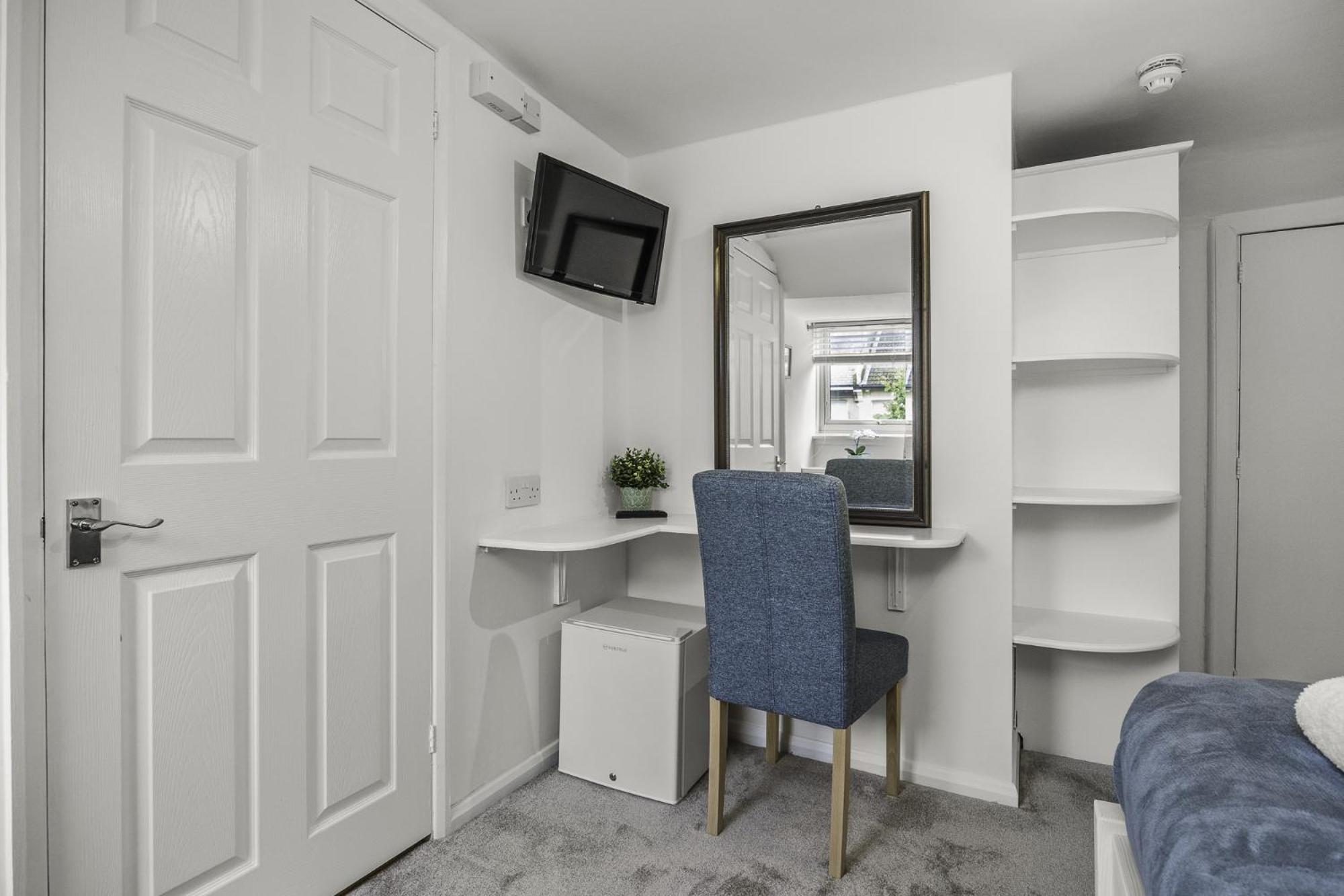 Standard Double Room photo 3
