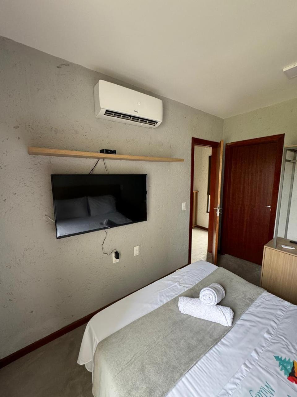 Two-Bedroom House photo 3