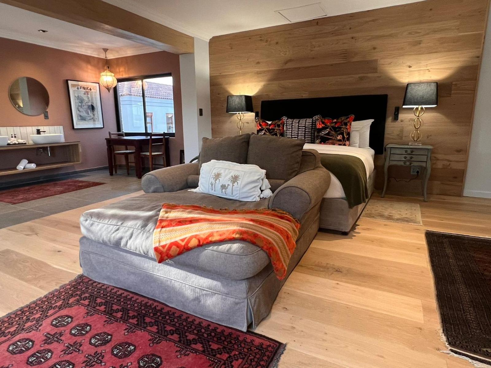 Deluxe King Room photo 1