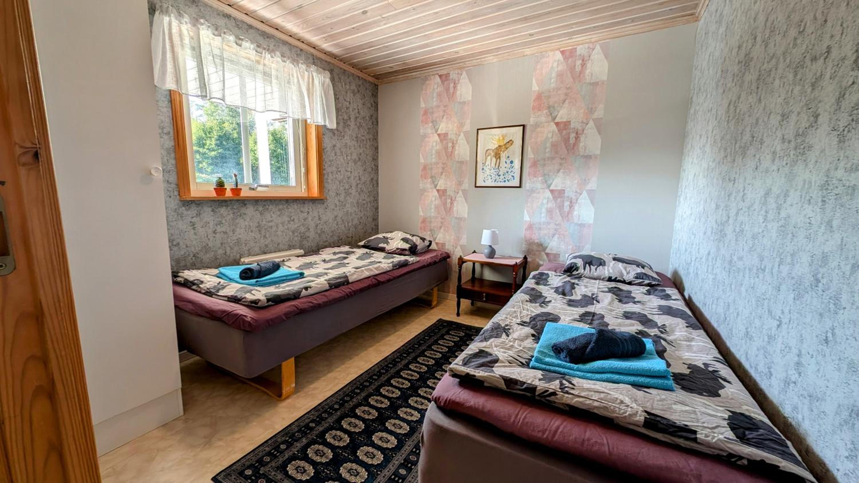 Two-Bedroom House photo 3