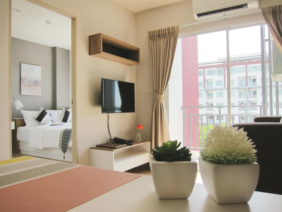 Premier Queen Suite - Non Smoking photo 3