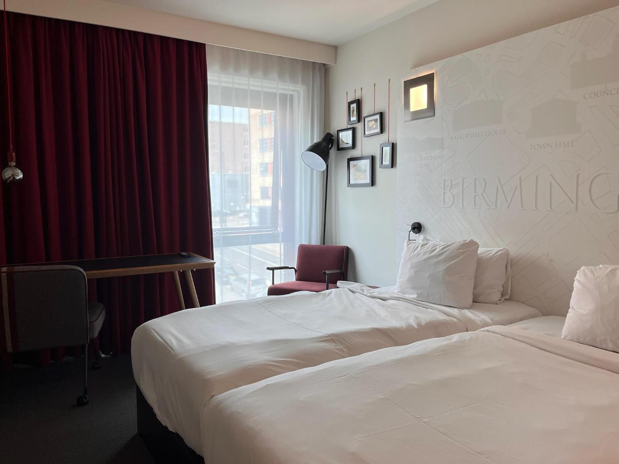 Twin Room - Photo 1