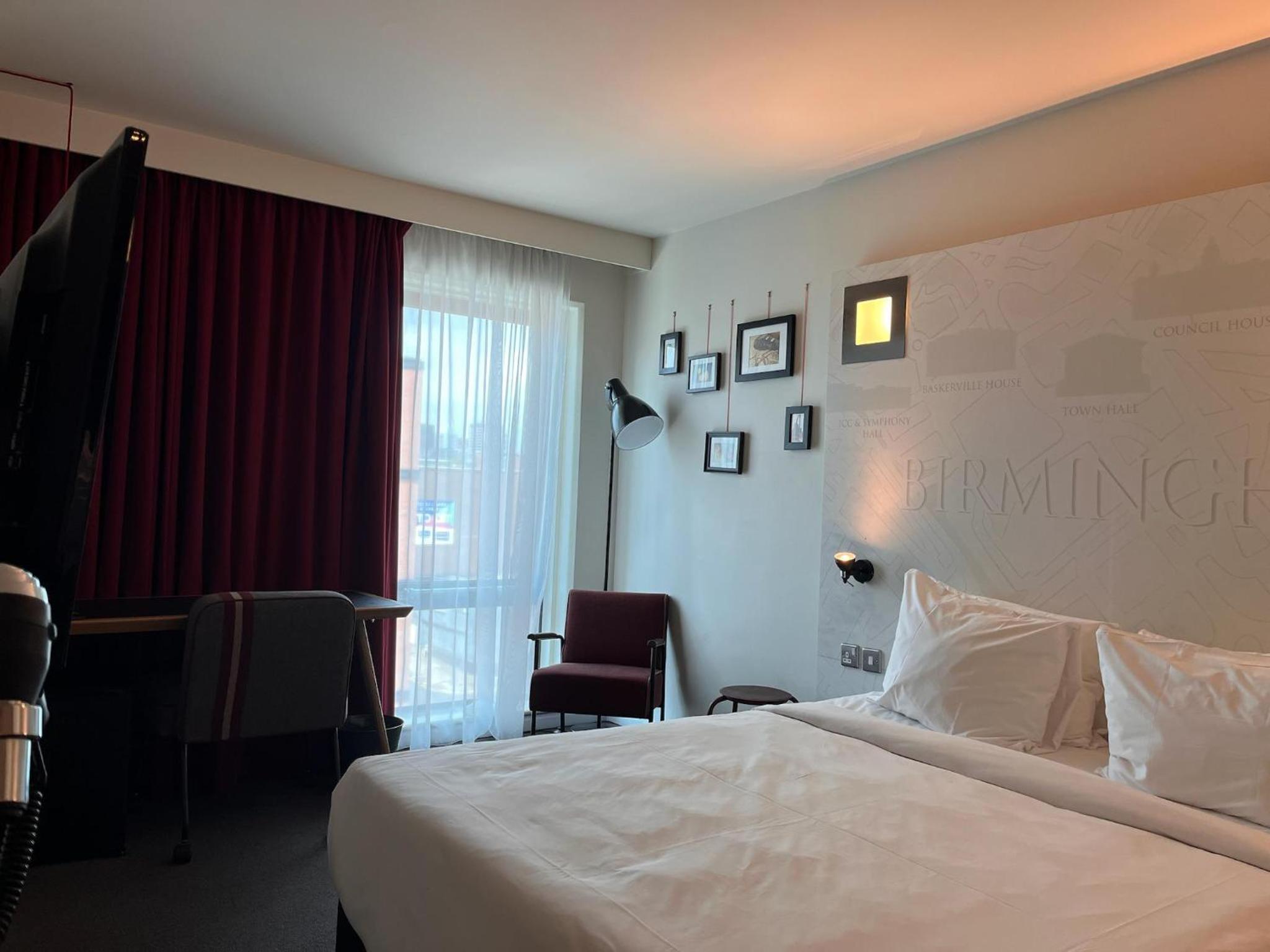 Double Room - Photo 7
