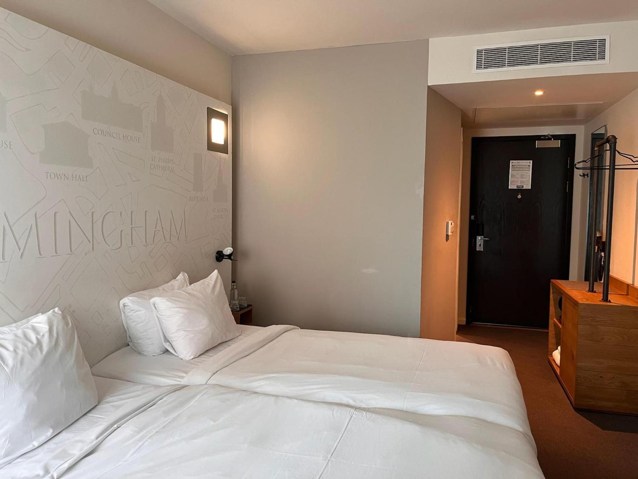 Twin Room - Photo 6