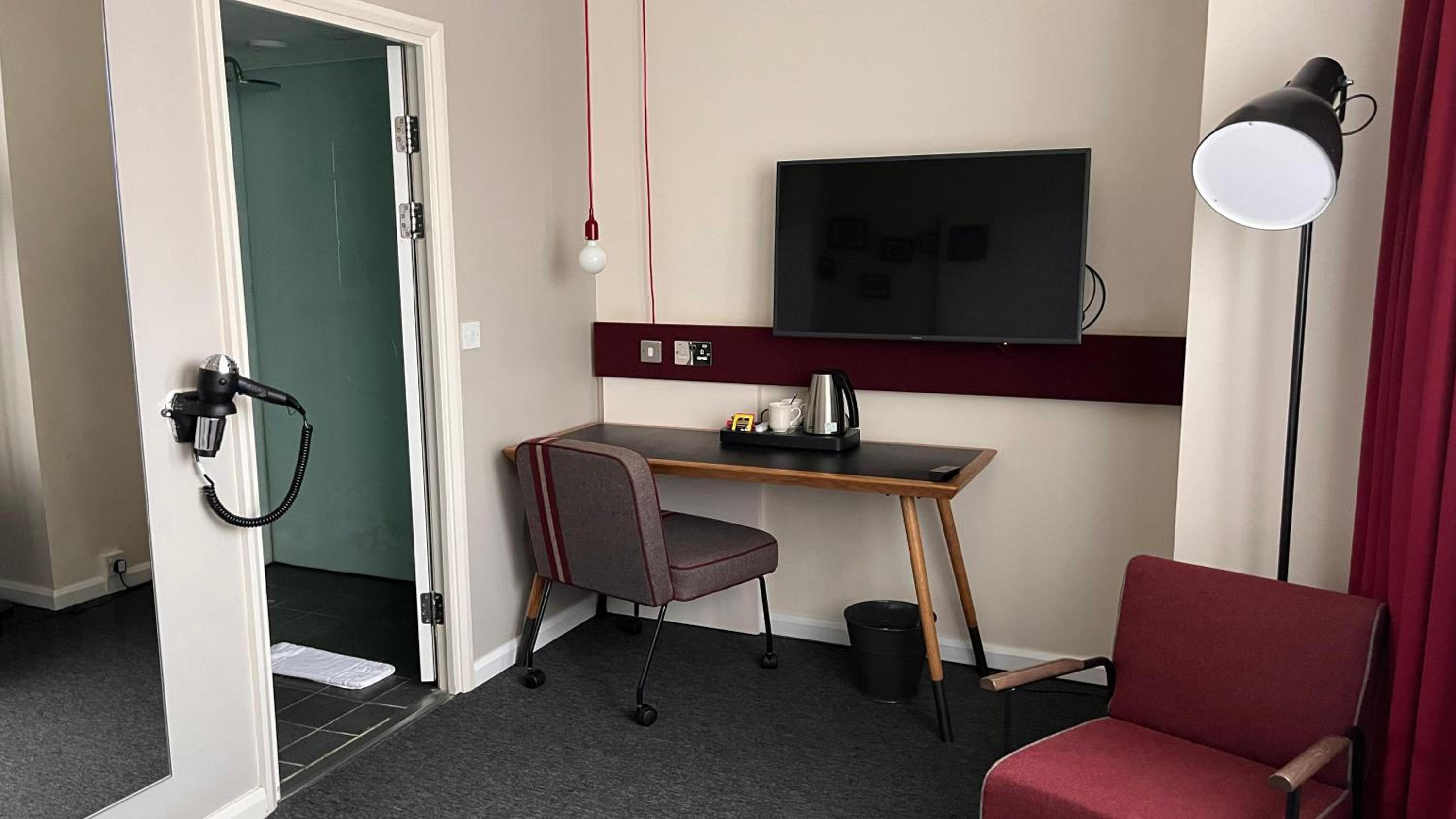 Double Room - Photo 8