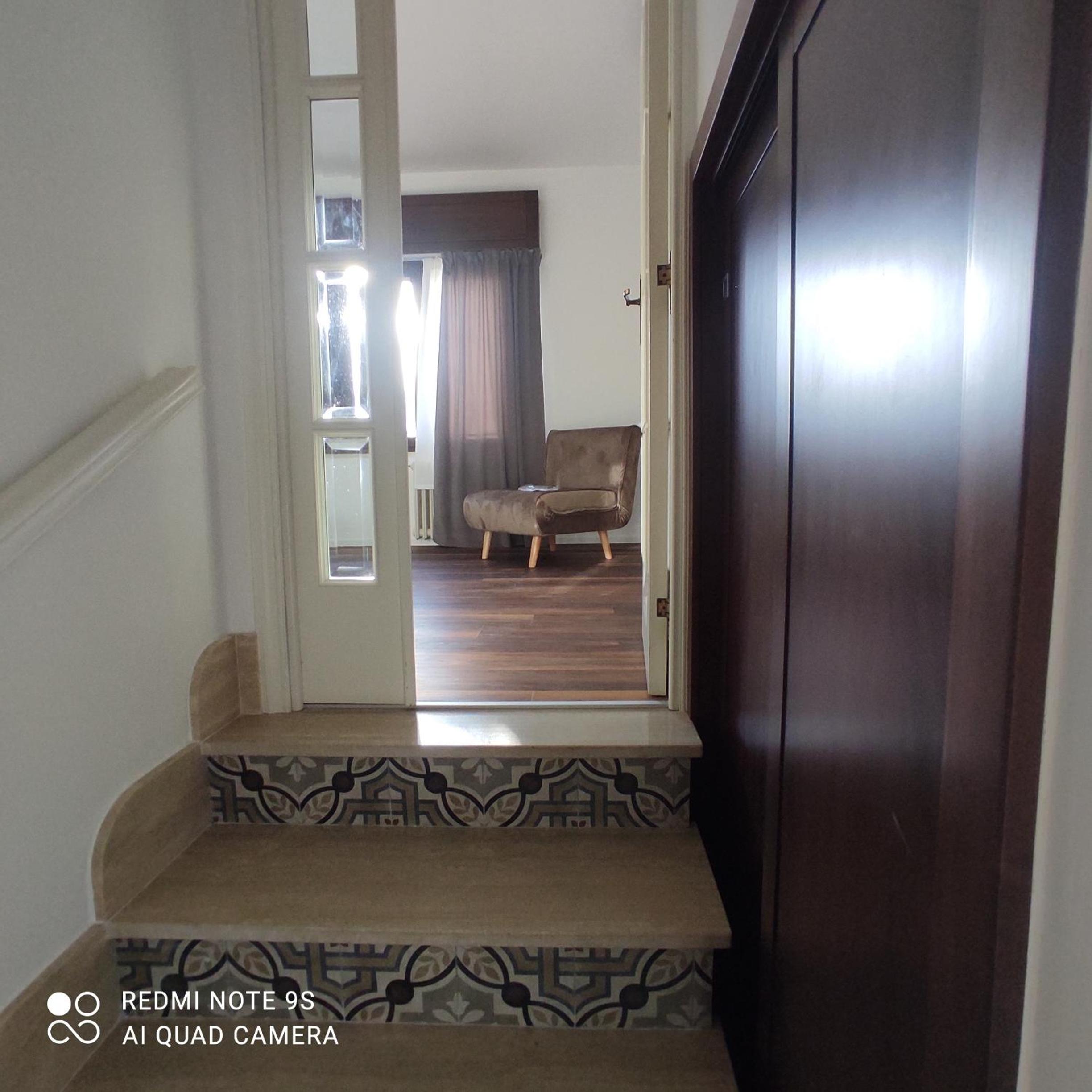 Deluxe Room (2 Adults + 1 Child) photo 2