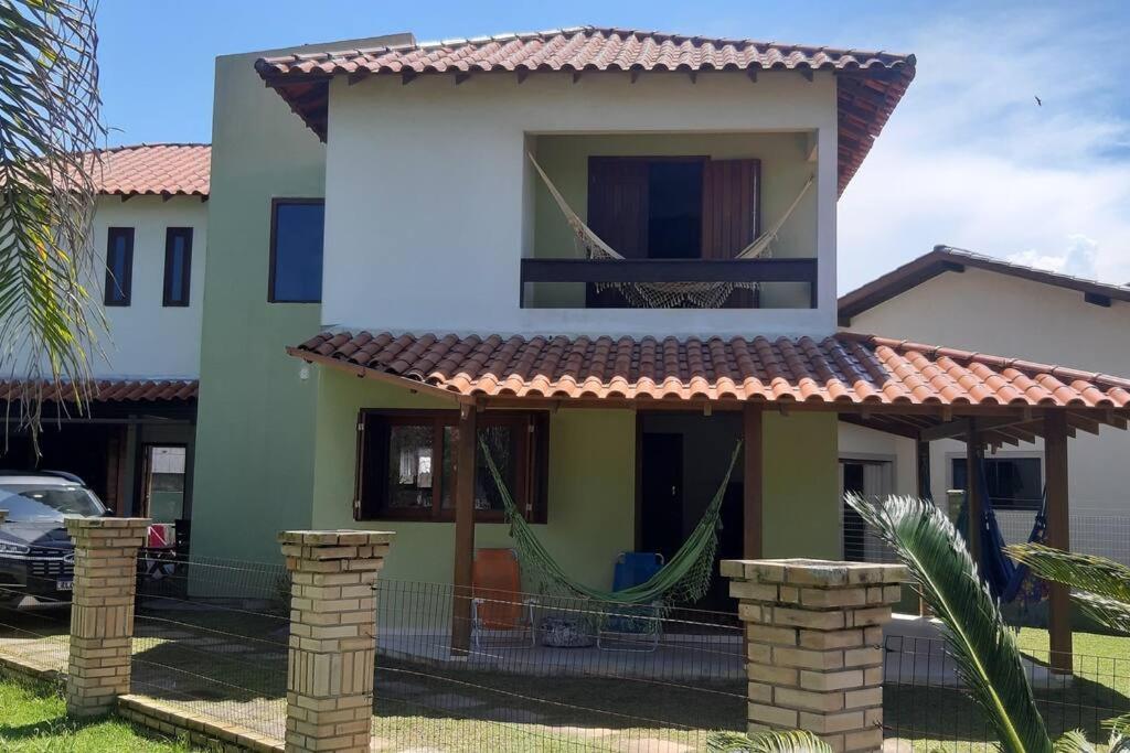 Three-Bedroom House photo 2