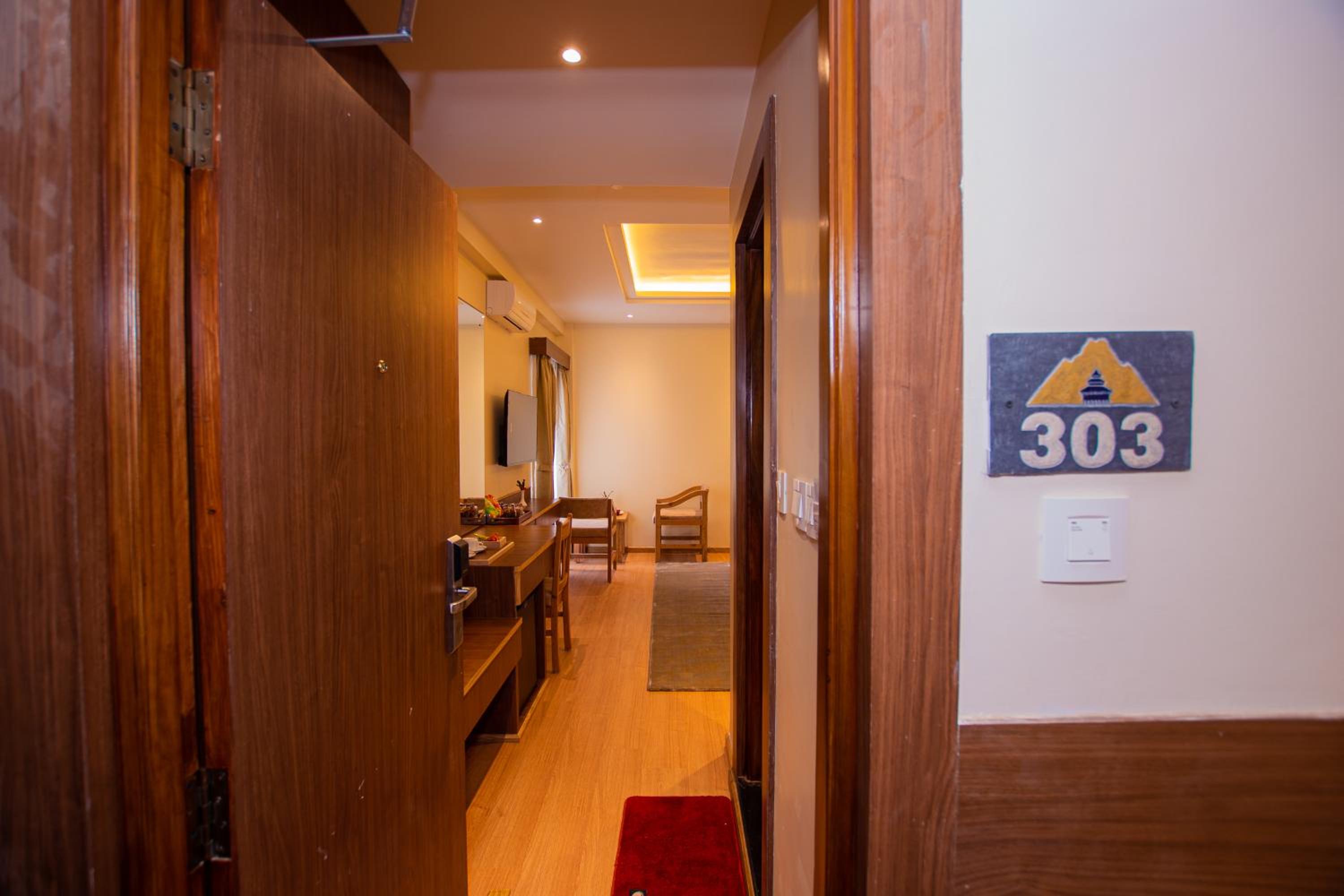 Deluxe Triple Room