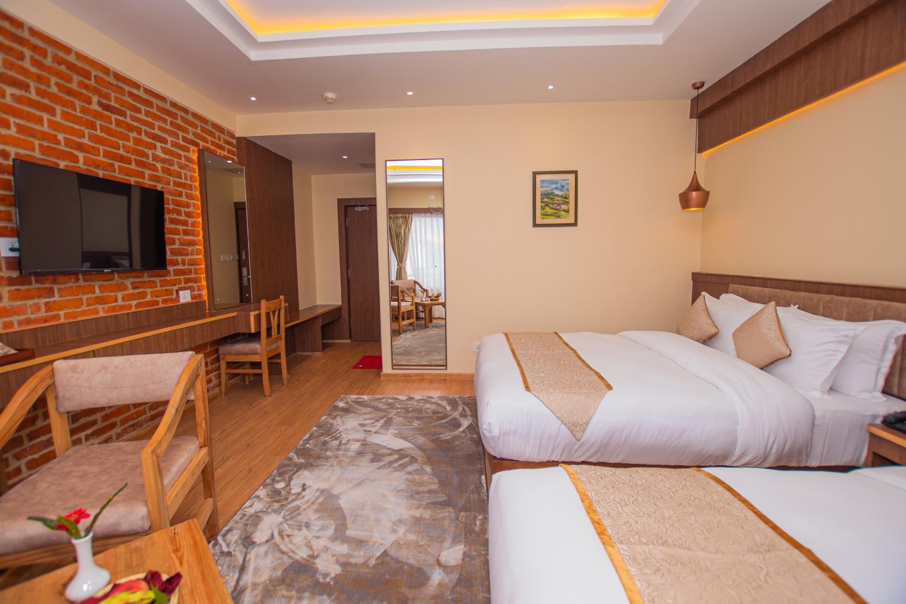 Deluxe Family Room