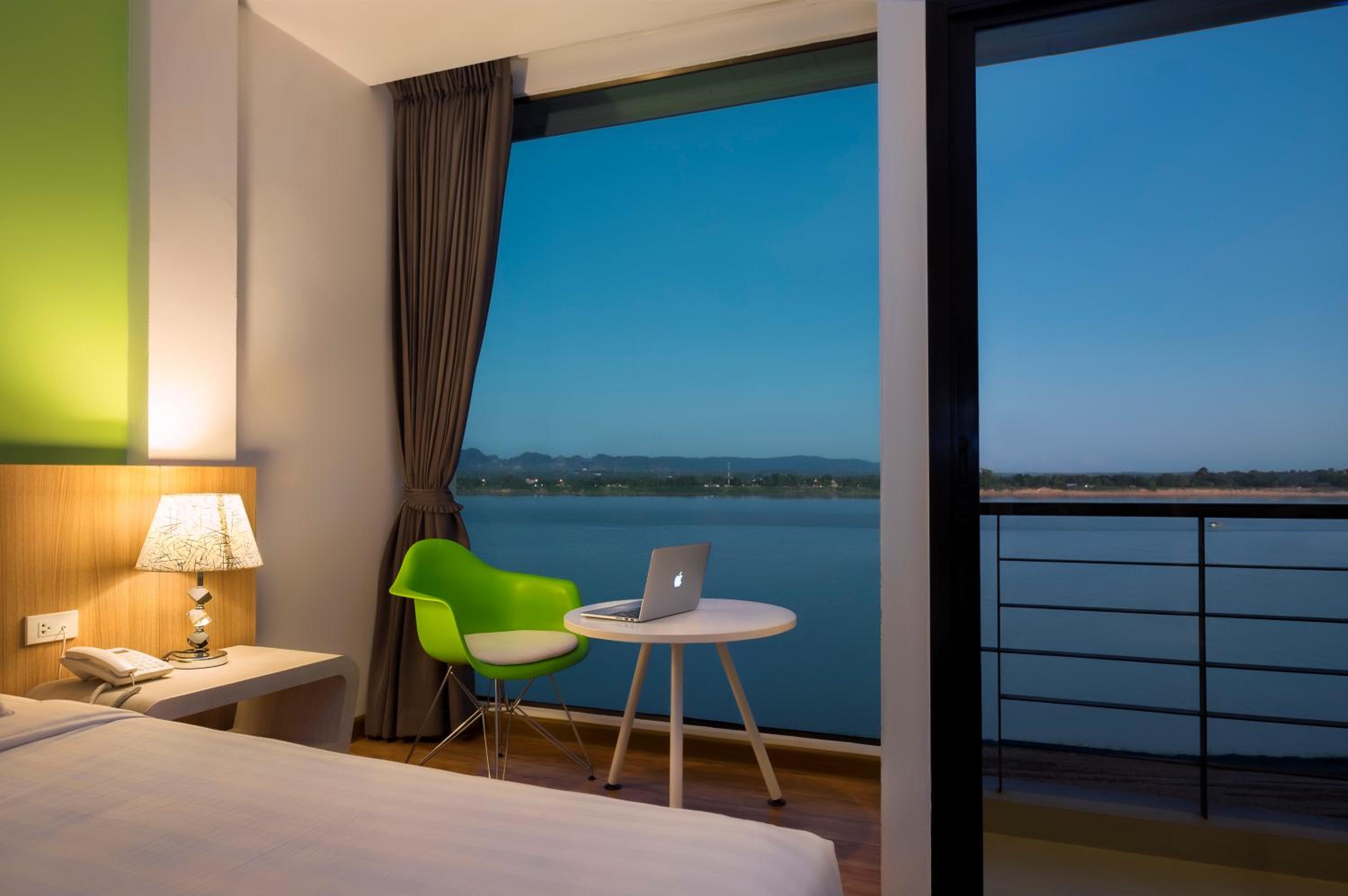 Deluxe Double or Twin Room - Photo 7