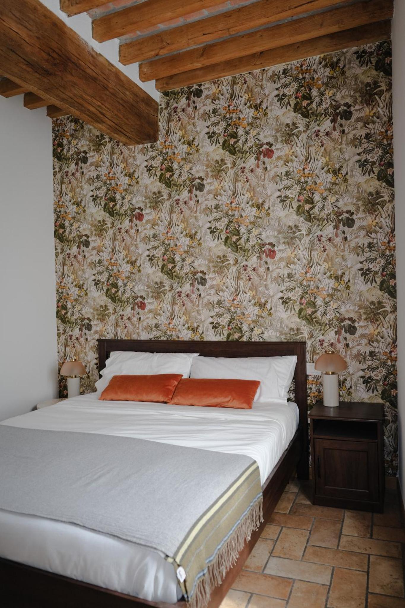 Double Room with Private Bathroom photo 1