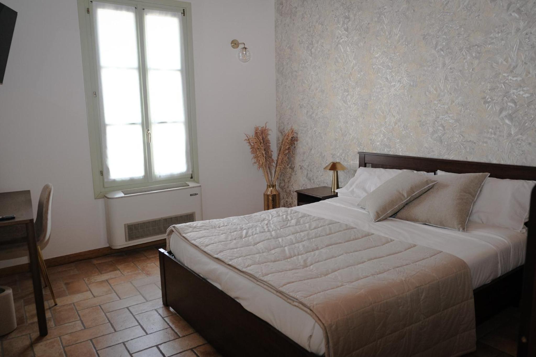 Quadruple Room with Private Bathroom photo 3