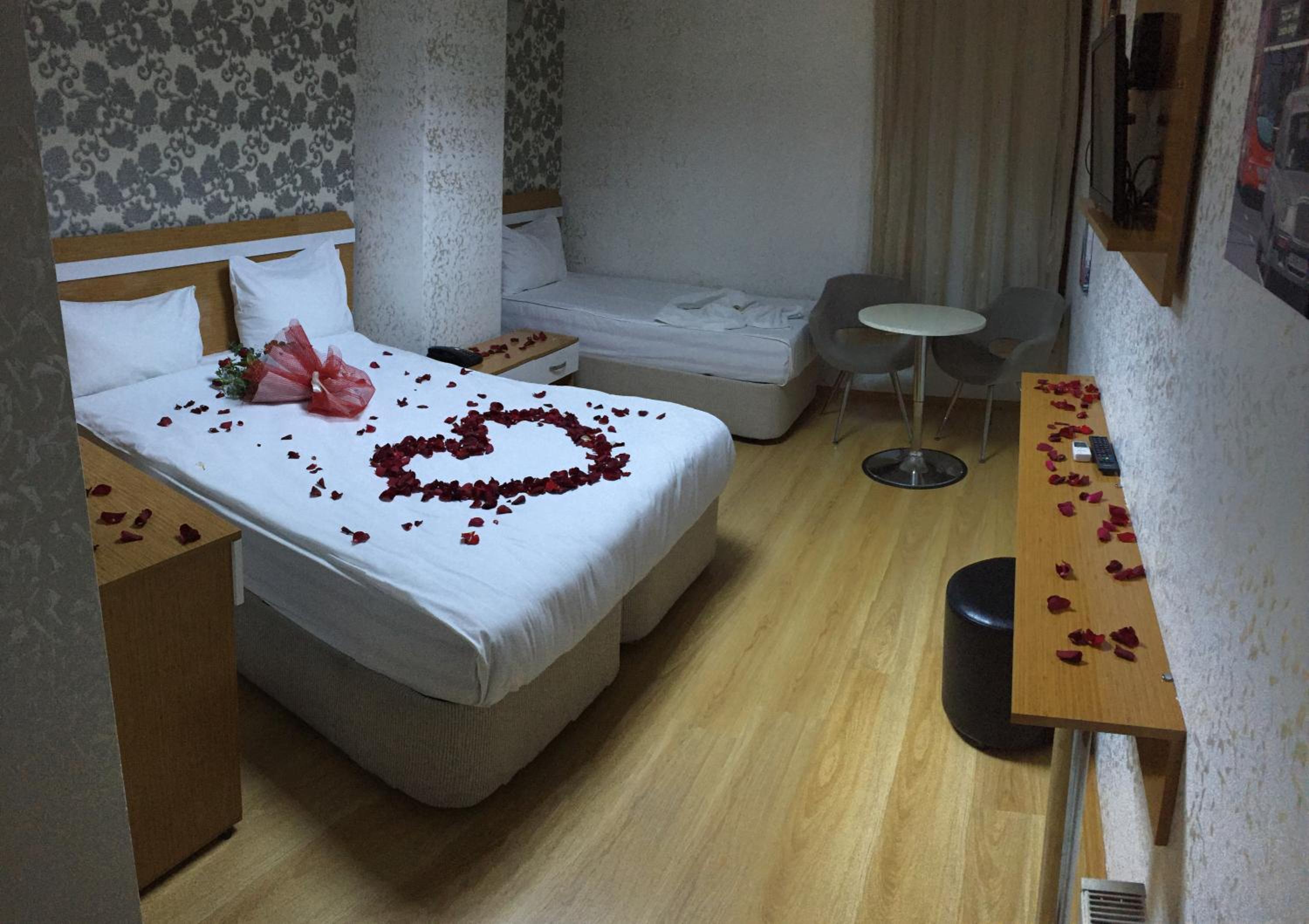 Standard Double or Twin Room photo 2