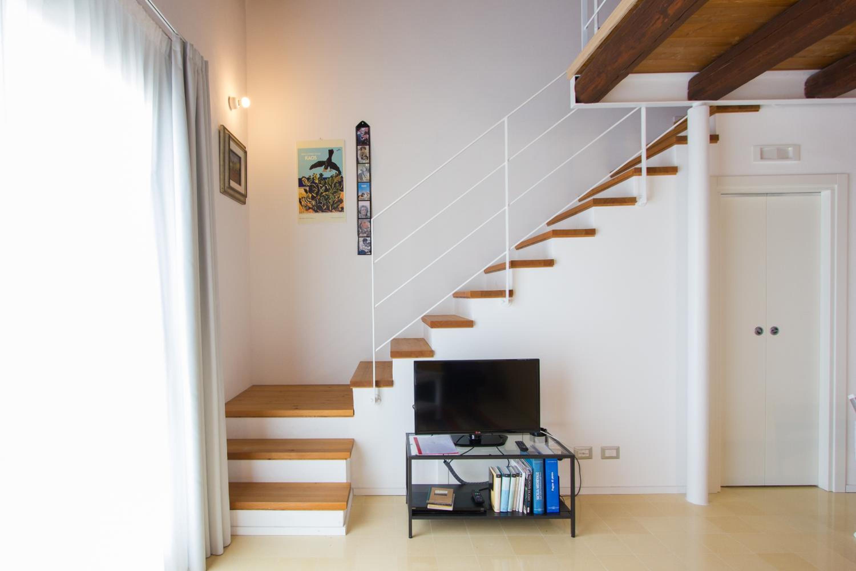 Two-Bedroom Apartment photo 2