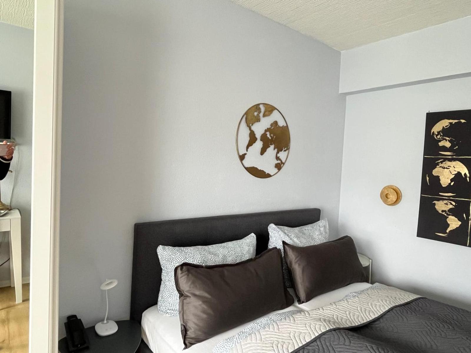 Queen Room with Balcony